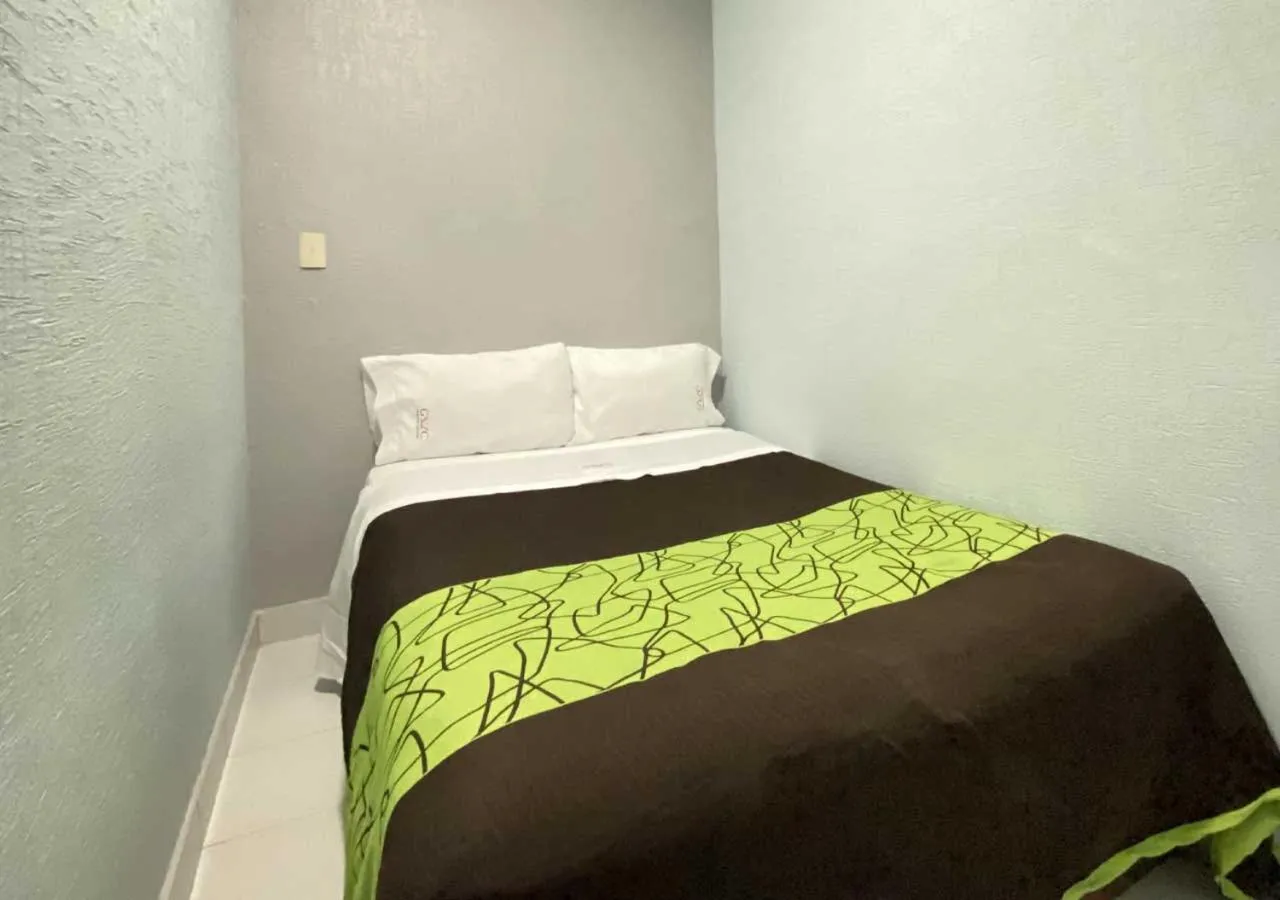 Bed in HOTEL GRAN VIA CENTRAL