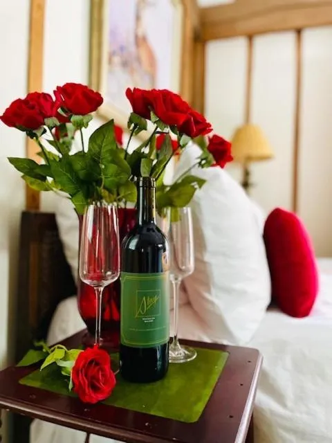 Activities, Bed in Staycations Maldon