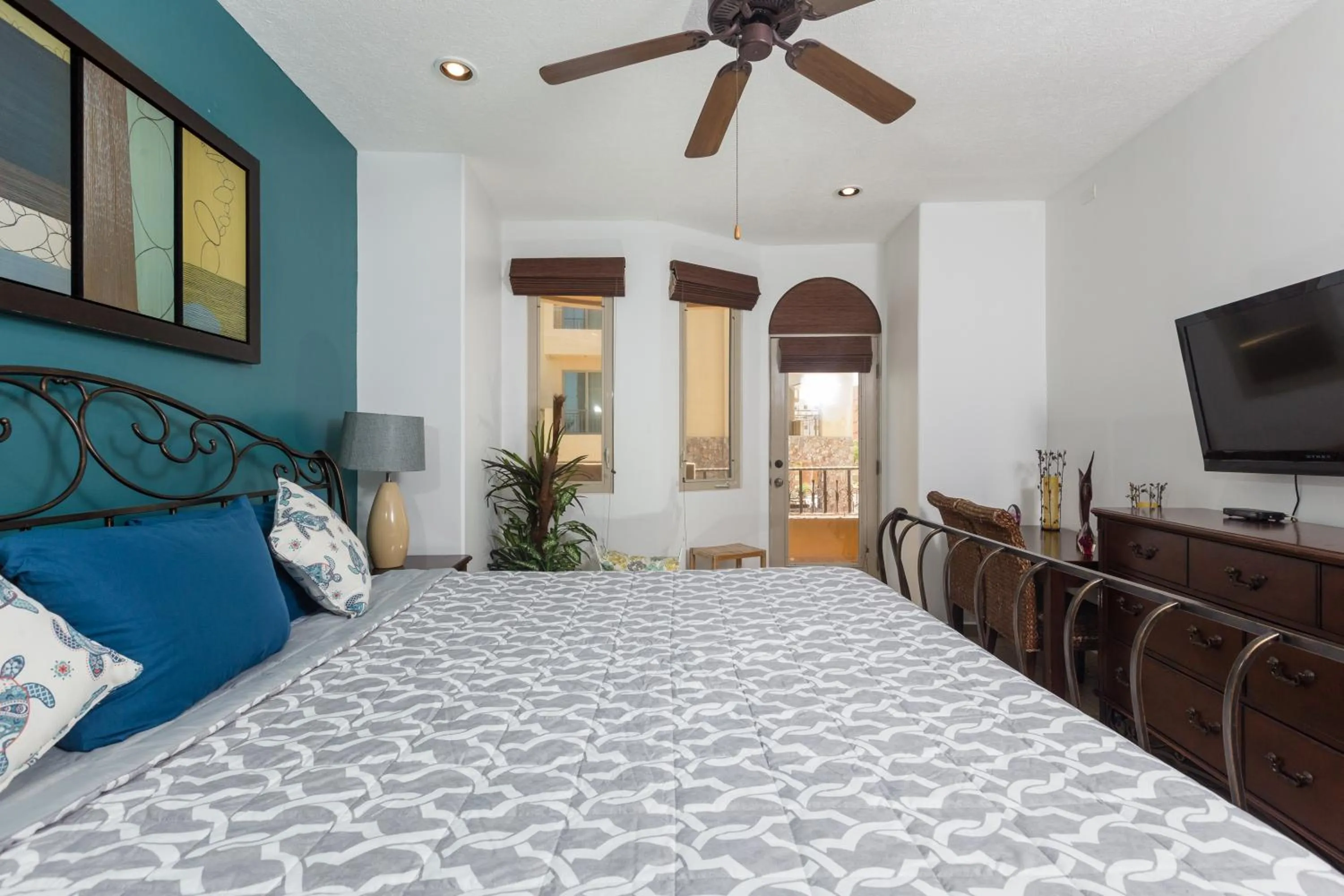 Bed in Bella Sirena Luxury Resort 205-D