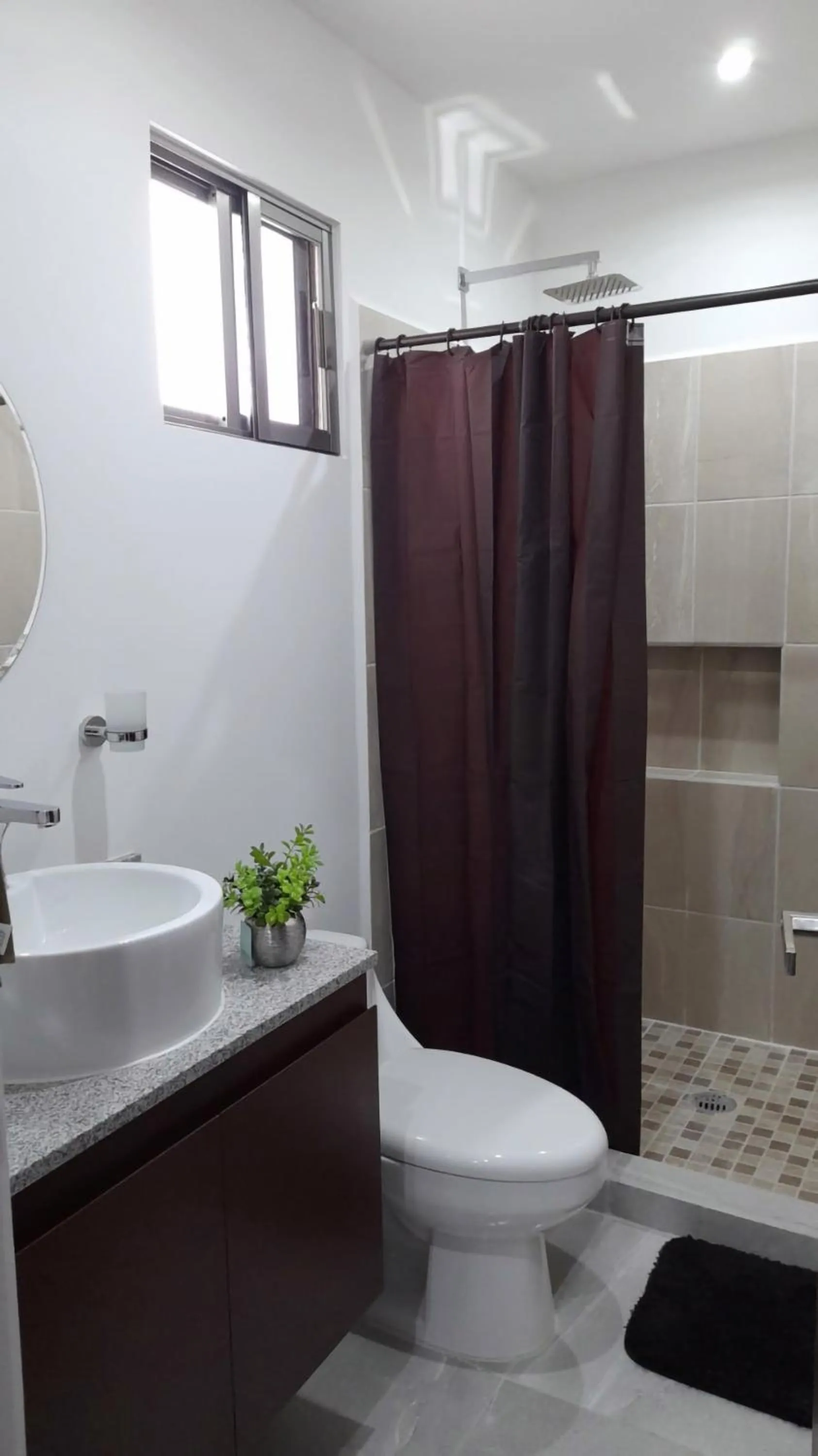 Bathroom in Gorgeous Apartment HOEStel Long Island!