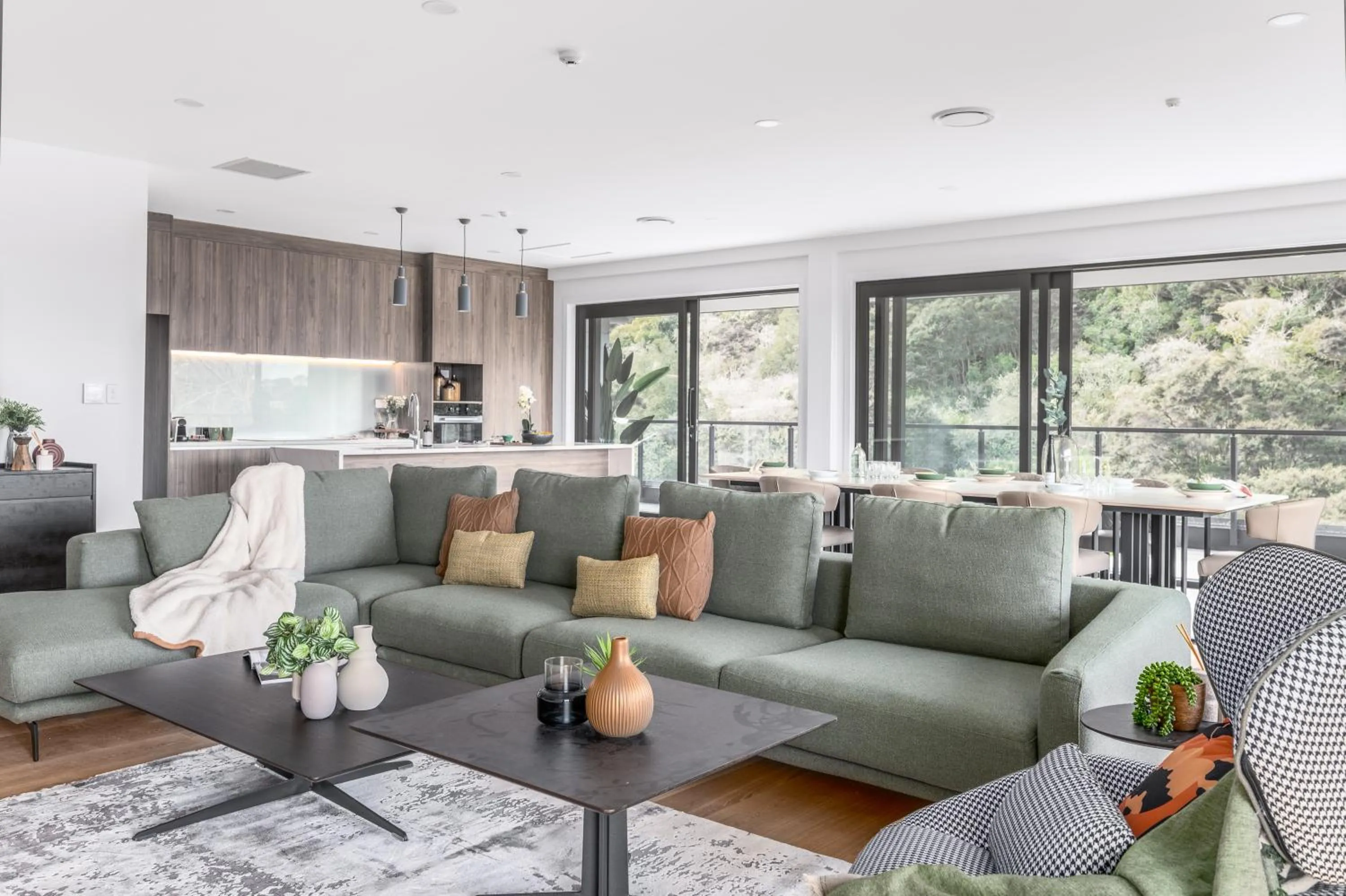 Kitchen or kitchenette in Sunrise Garden Suites