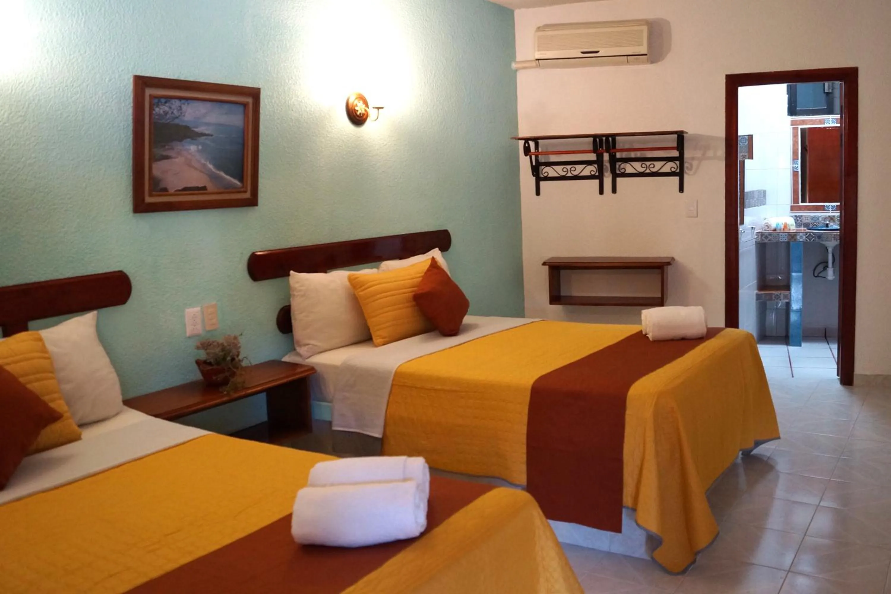 Bedroom, Bed in Hotel HF Hacienda San Francisco