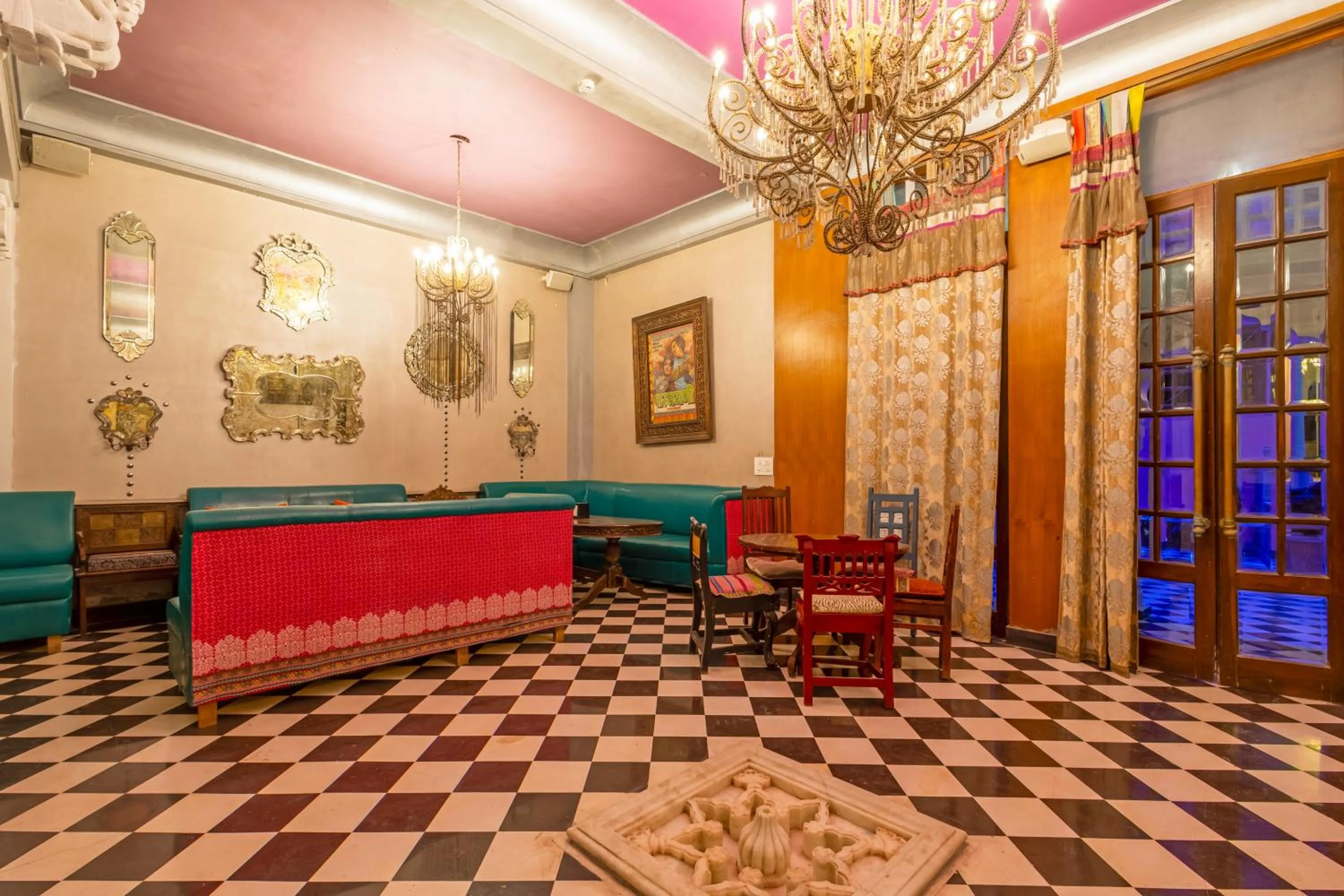 Restaurant/places to eat in Jyoti Mahal - A Royal Heritage Hotel - Close to Connaught Place