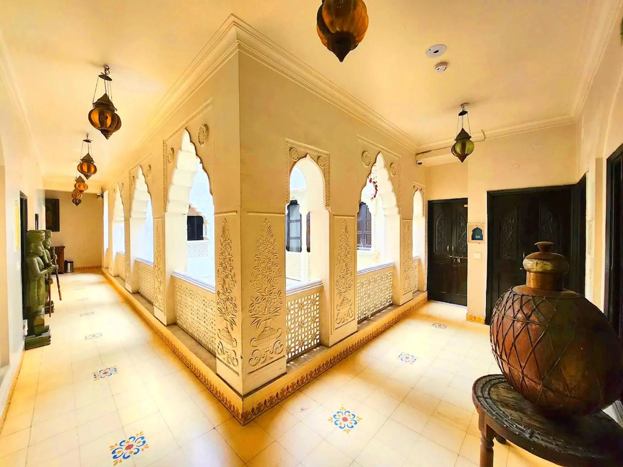 Property building, Bed in Jyoti Mahal - A Royal Heritage Hotel - Close to Connaught Place