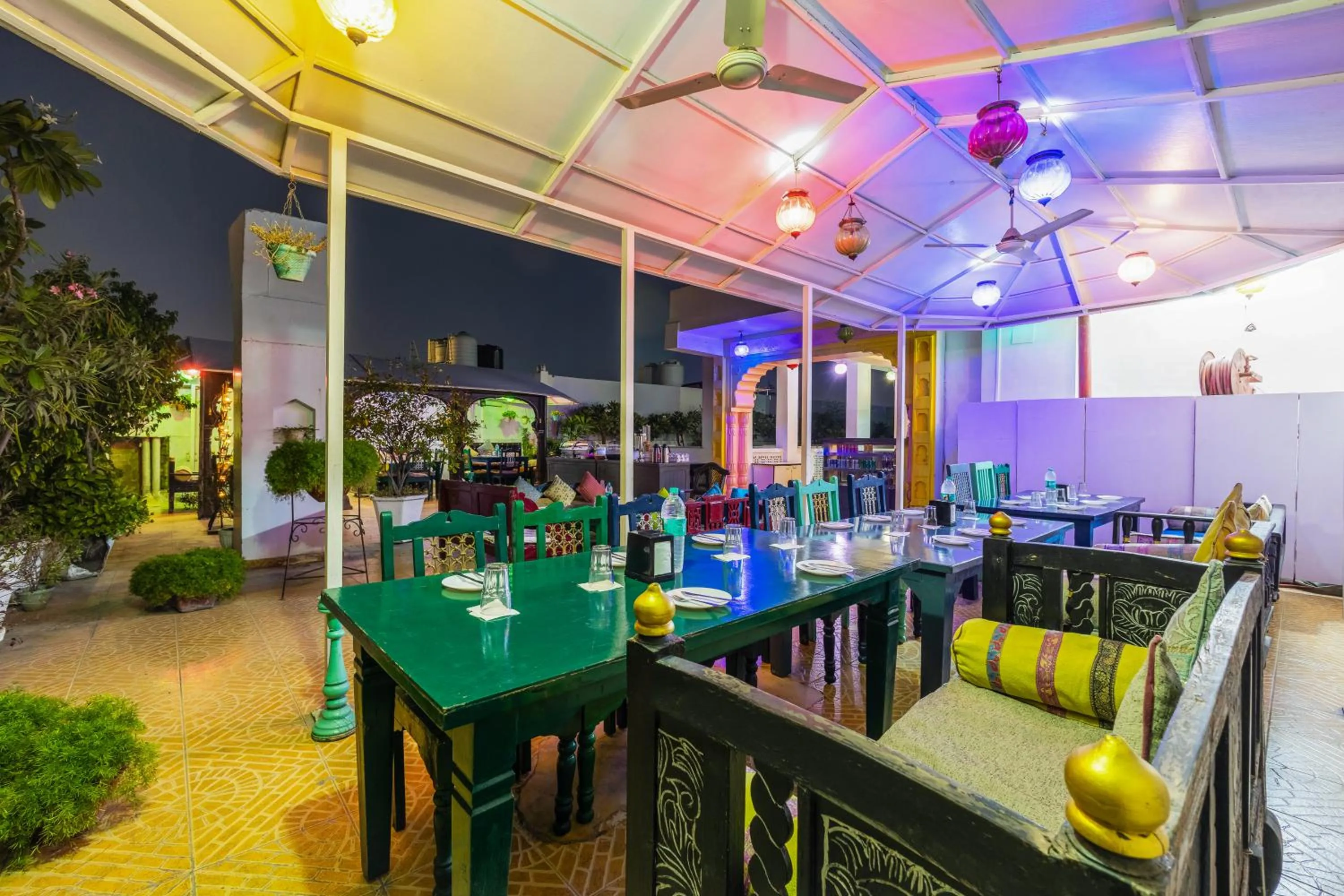 Restaurant/places to eat in Jyoti Mahal - A Royal Heritage Hotel - Close to Connaught Place