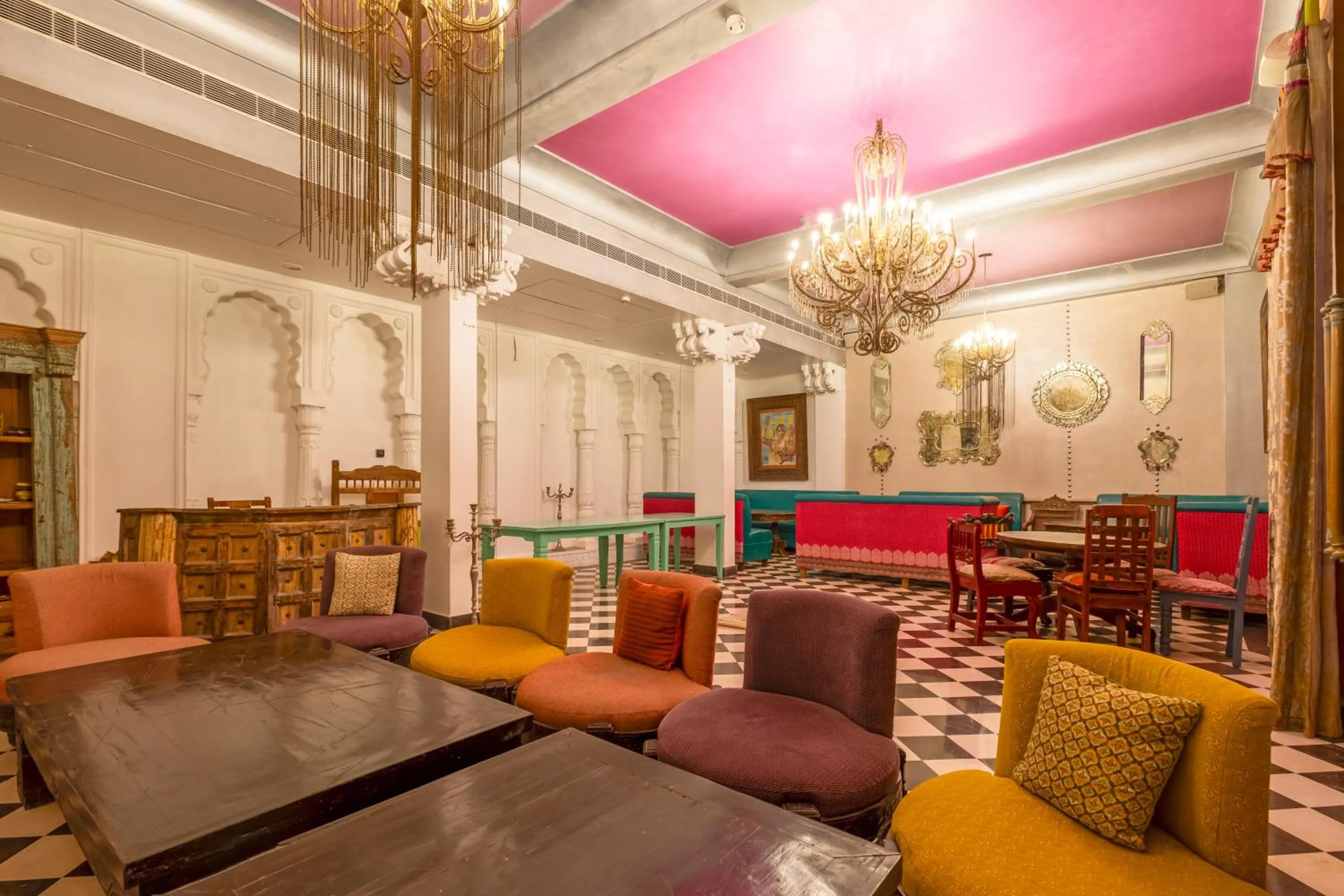 Restaurant/places to eat in Jyoti Mahal - A Royal Heritage Hotel - Close to Connaught Place