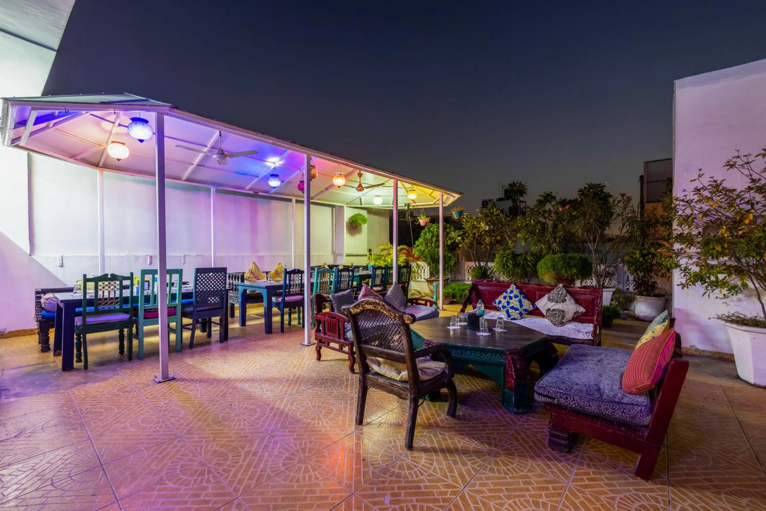 Restaurant/places to eat in Jyoti Mahal - A Royal Heritage Hotel - Close to Connaught Place