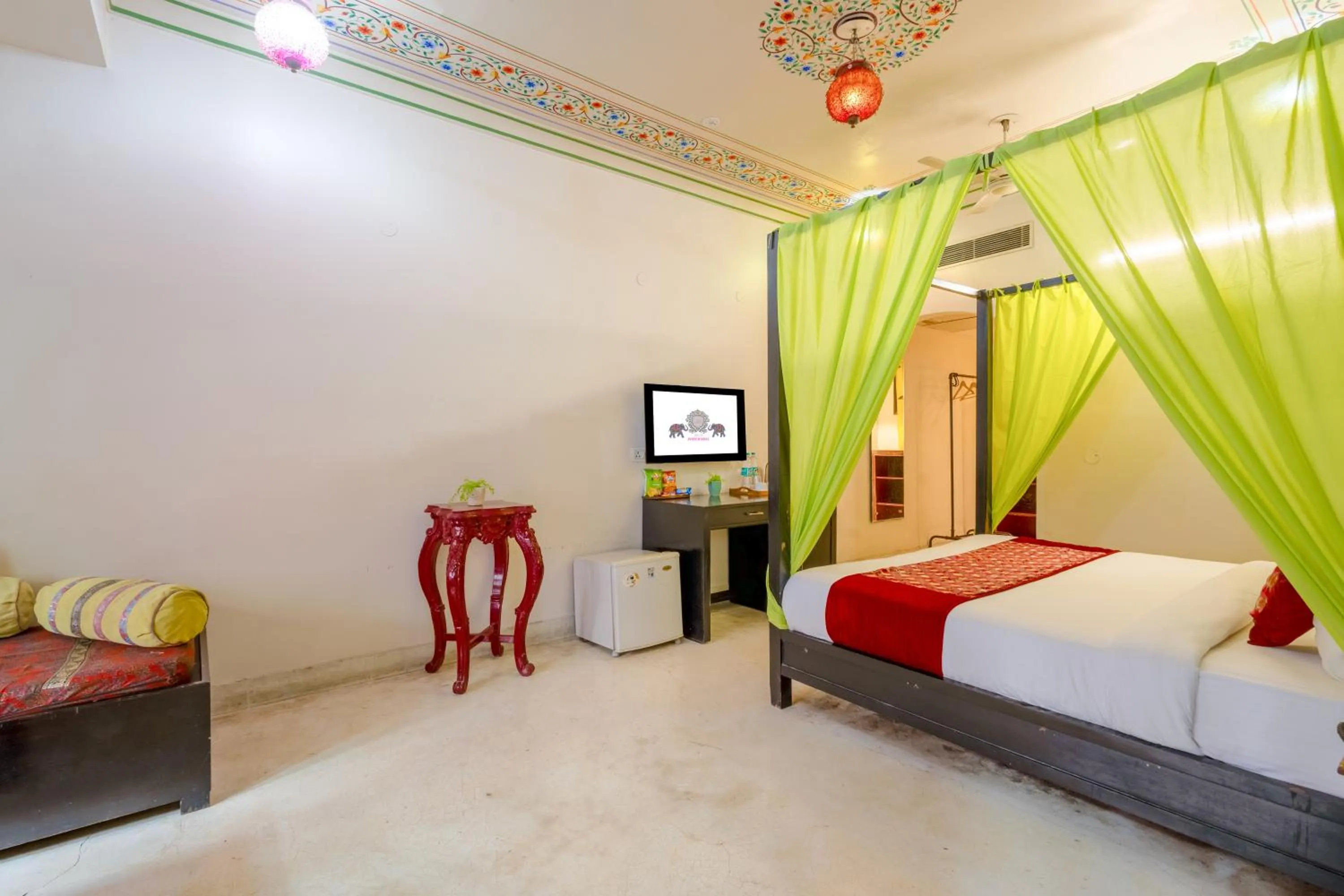 Bedroom, Bed in Jyoti Mahal - A Royal Heritage Hotel - Close to Connaught Place