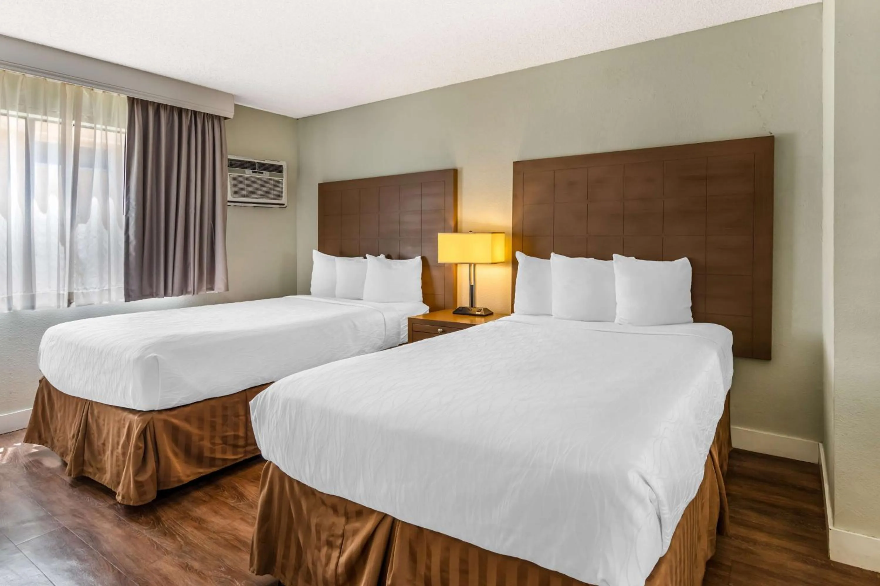 Bedroom, Bed in Best Western Inn at Palm Springs