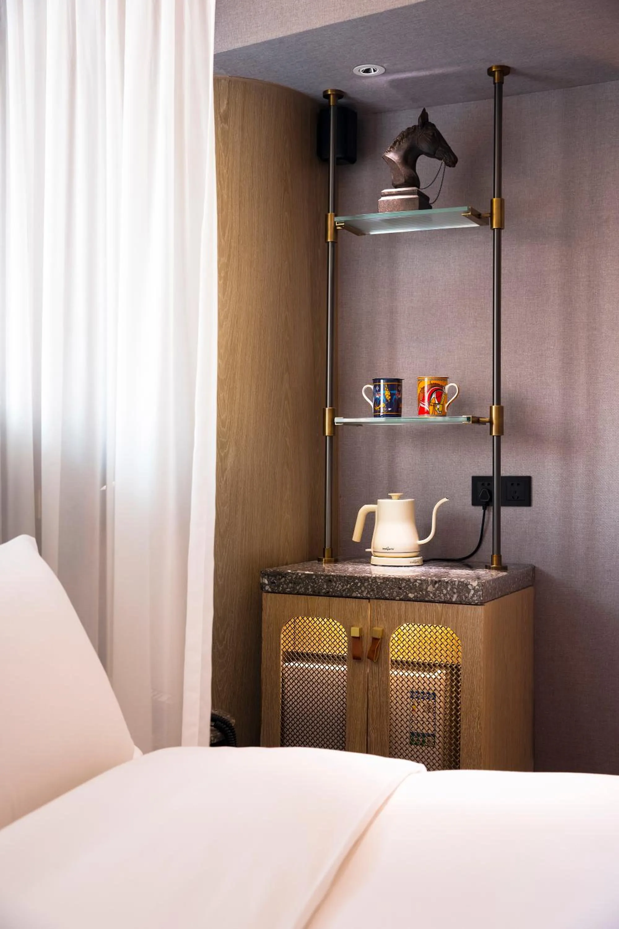 Coffee/tea facilities, Bed in Arthur Hotel Canton Tower Guangzhou