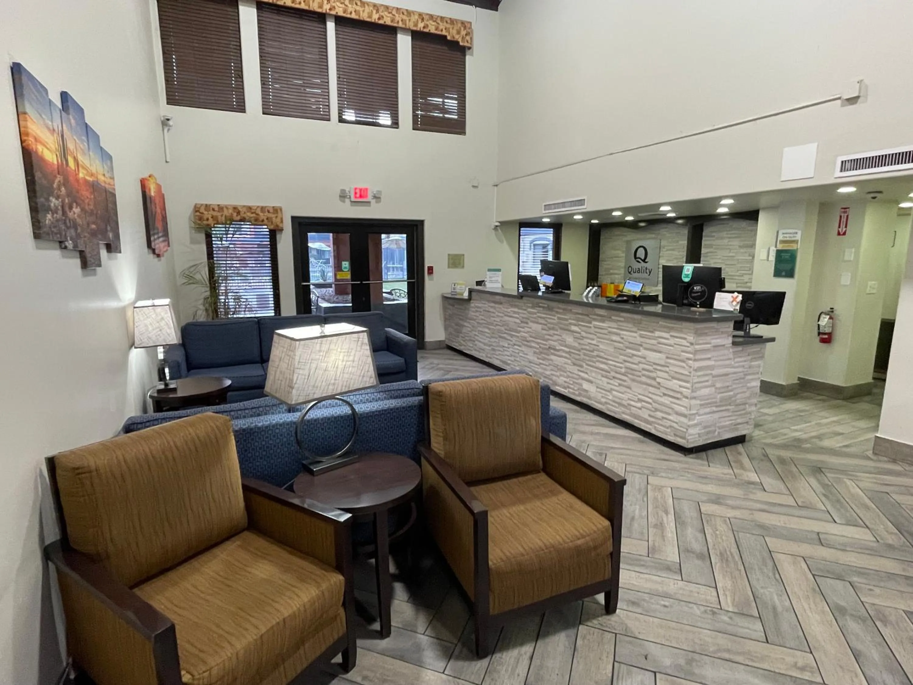 Lobby or reception in Quality Inn & Suites Goodyear - Phoenix West