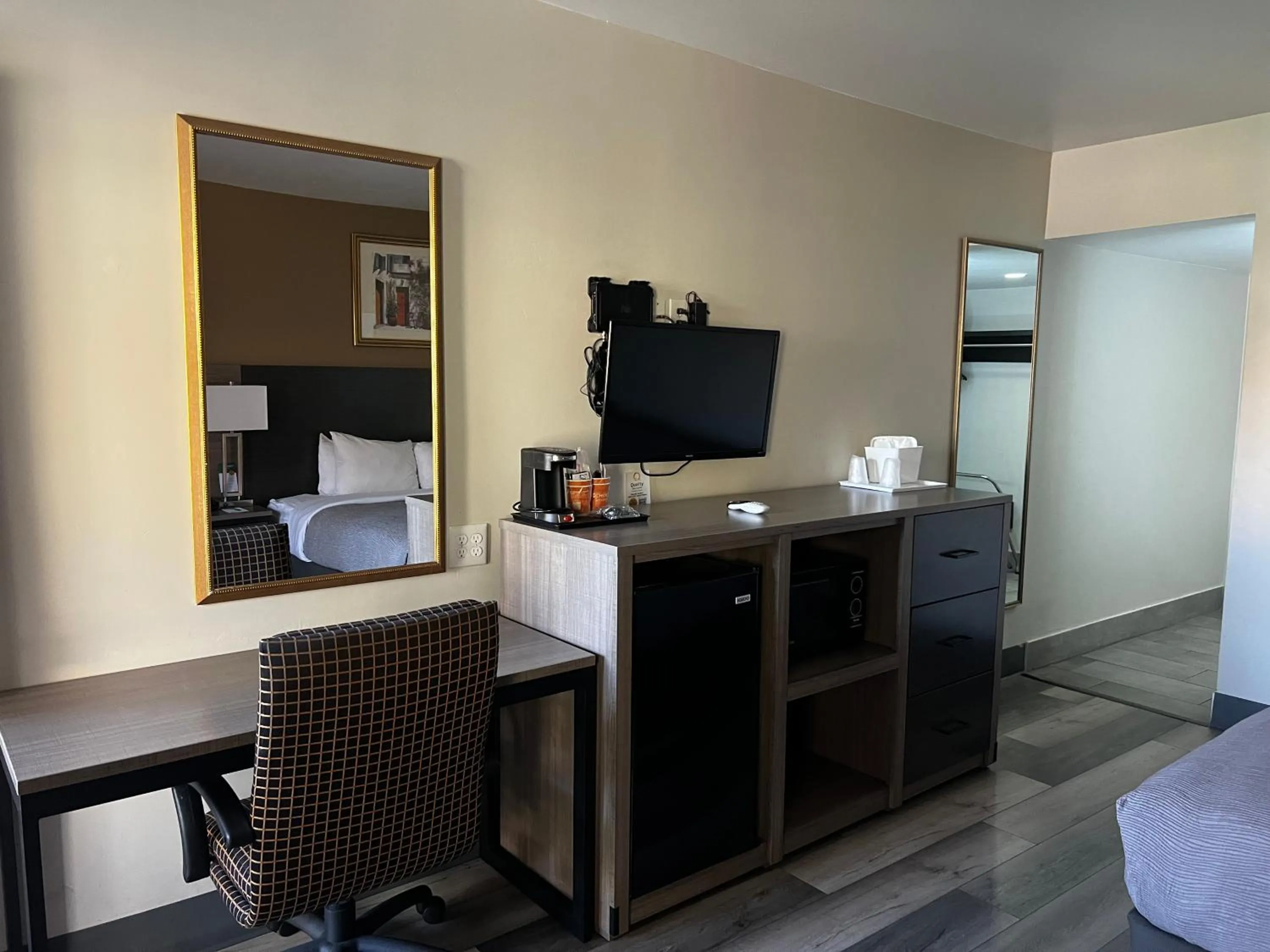 Entertainment in Quality Inn & Suites Goodyear - Phoenix West