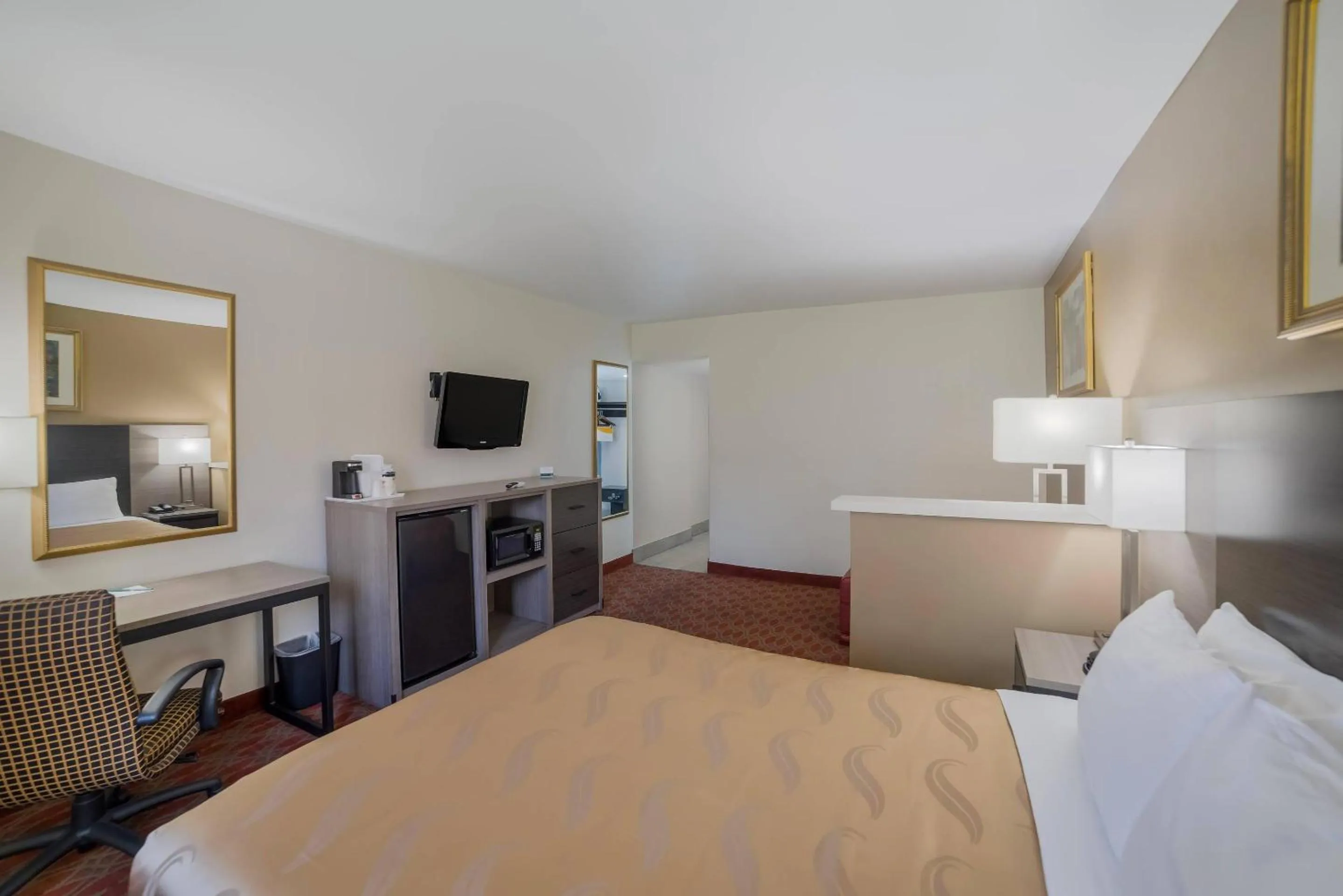 Bedroom, Bed in Quality Inn & Suites Goodyear - Phoenix West