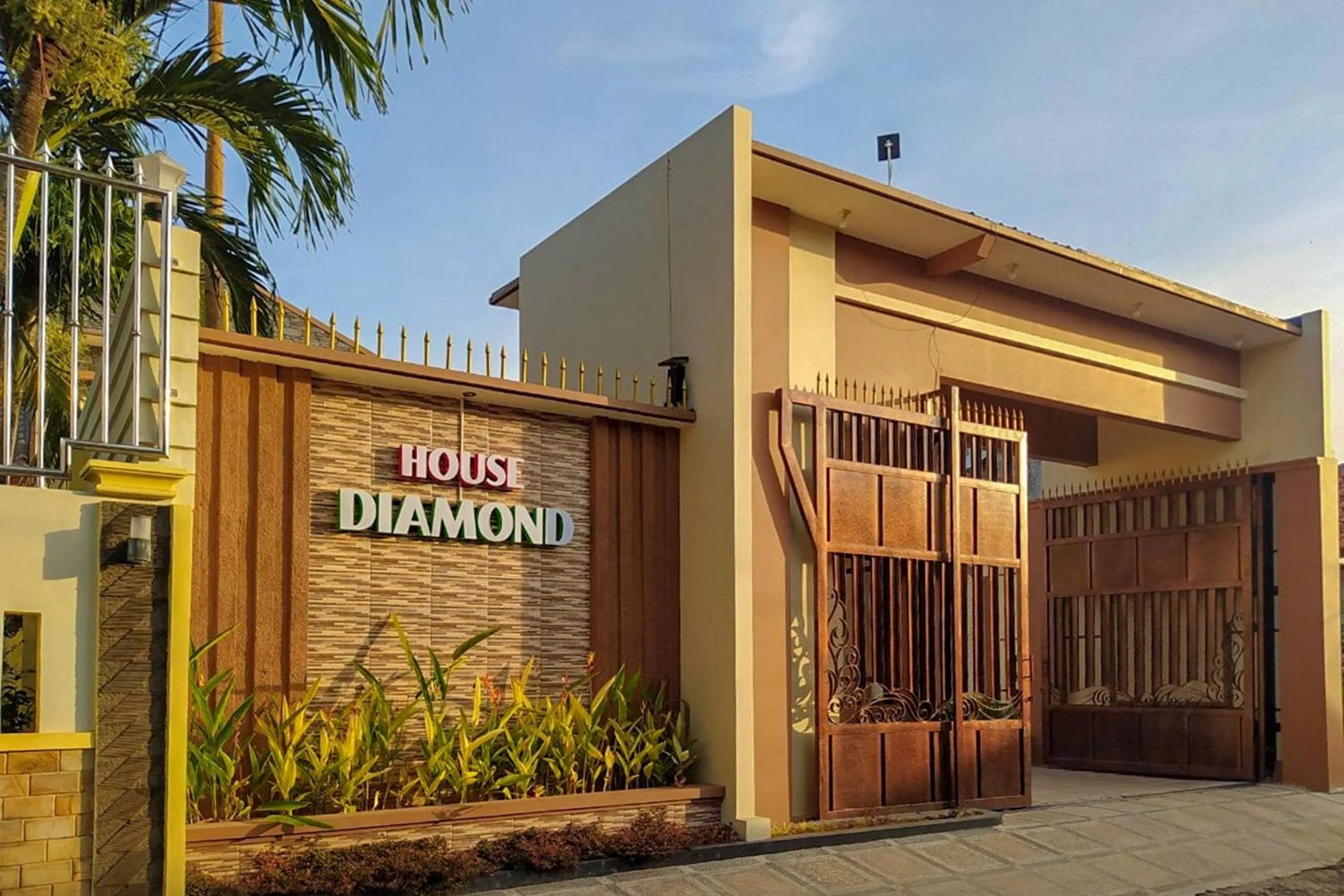 Property building in RedDoorz Syariah near Exit Tol Pemalang