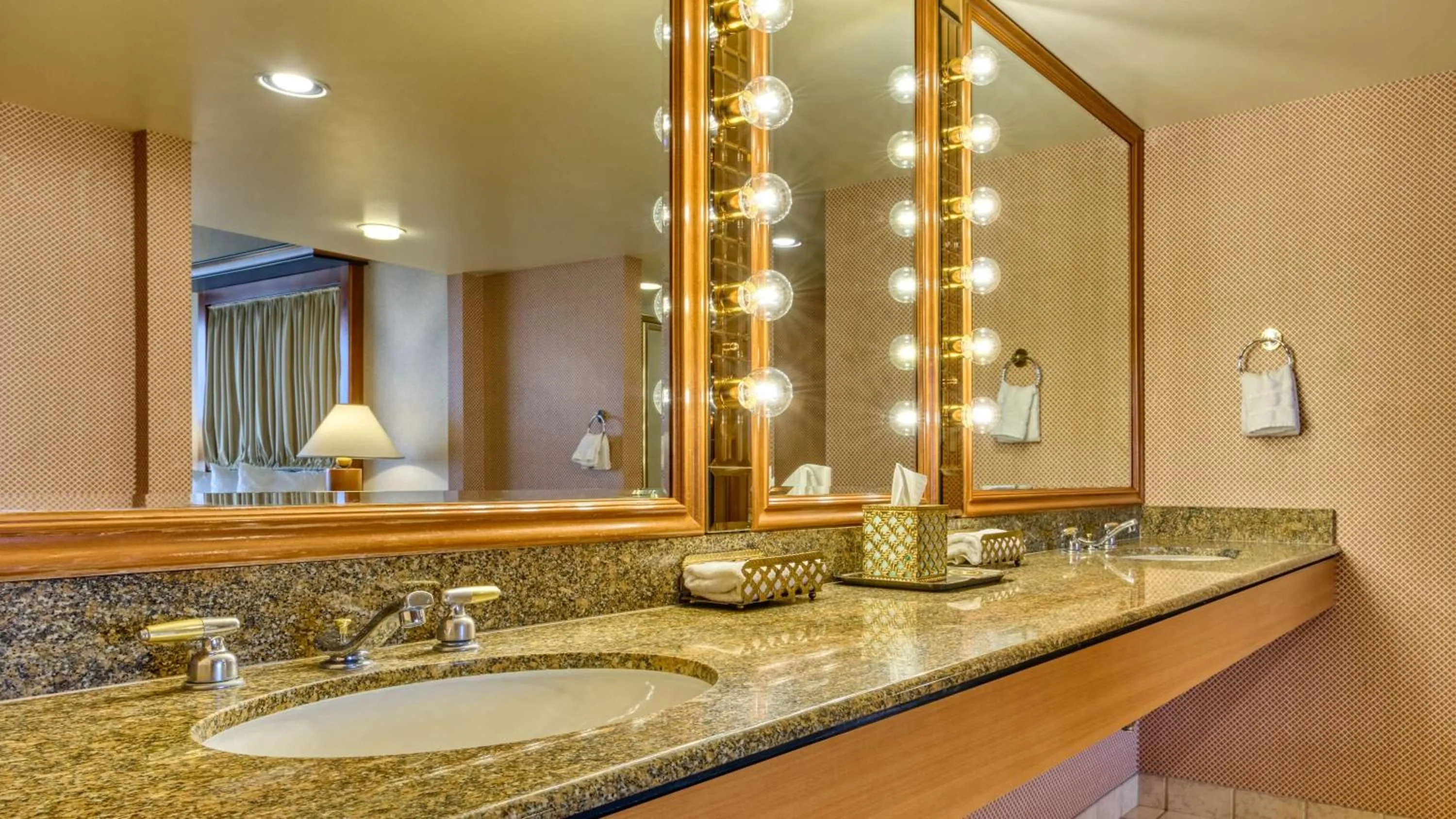 Bathroom in Rio Hotel & Casino, a Destination by Hyatt Hotel