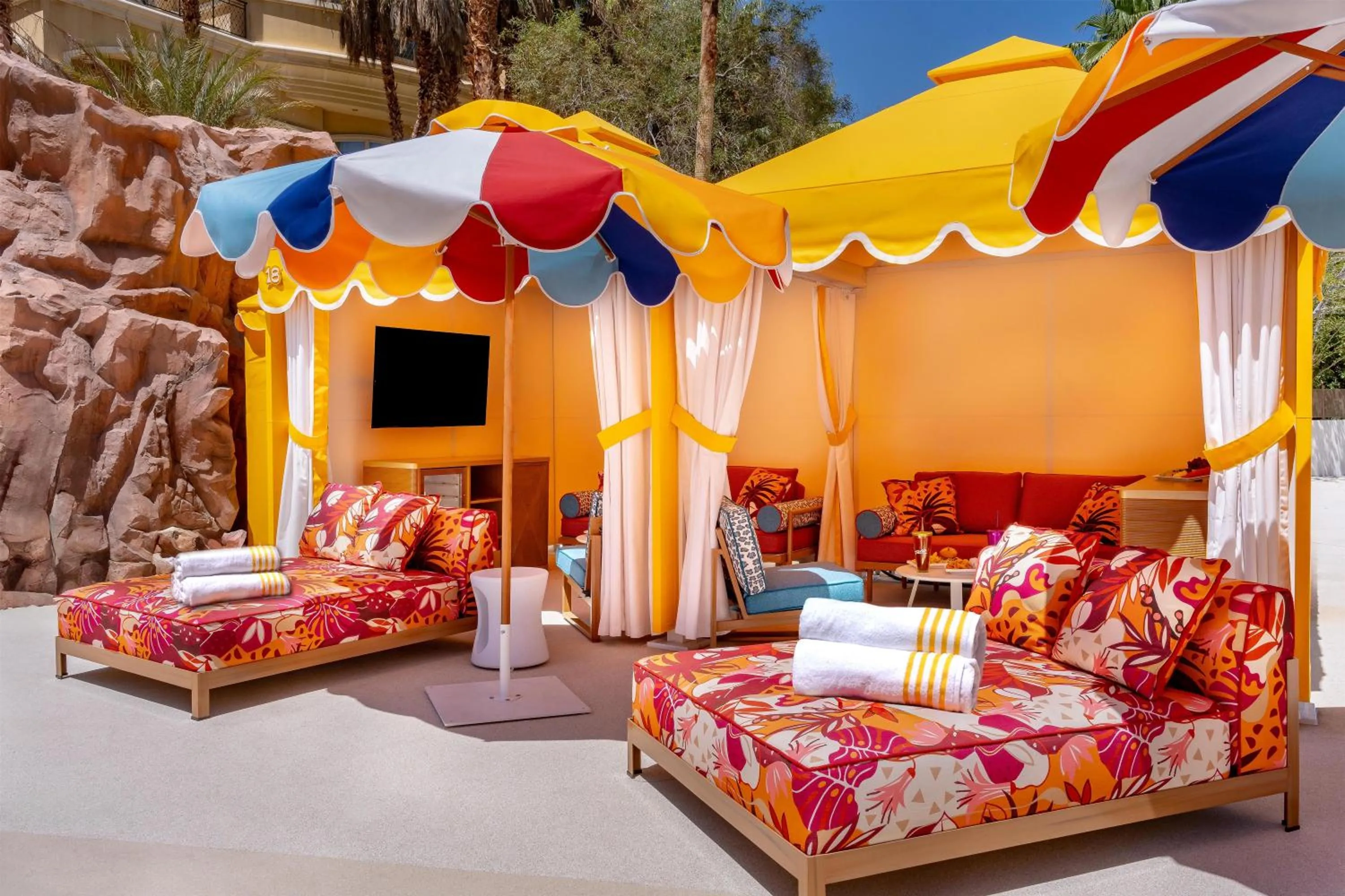 Swimming pool, Bed in Rio Hotel & Casino, a Destination by Hyatt Hotel