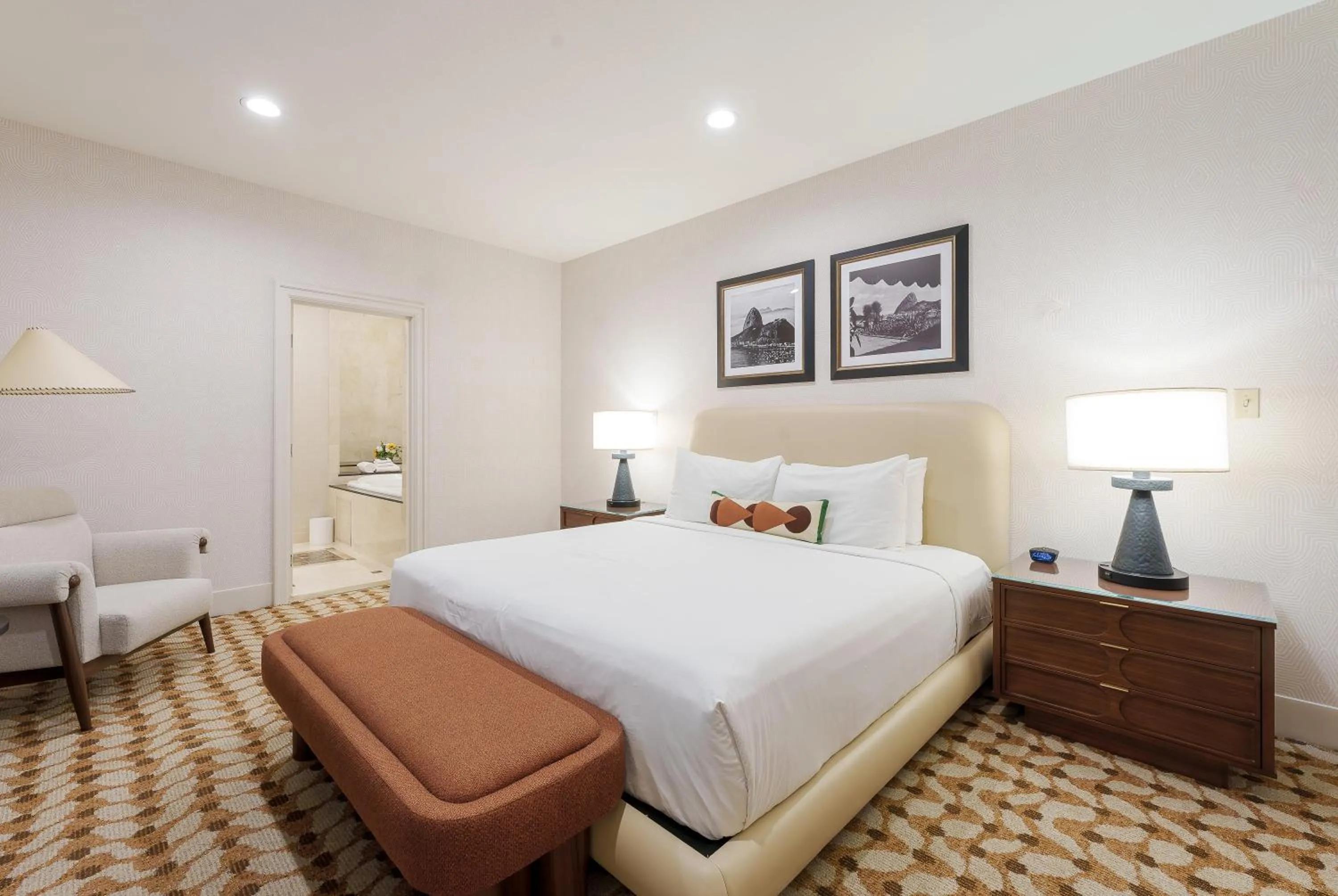 Photo of the whole room, Bed in Rio Hotel & Casino, a Destination by Hyatt Hotel