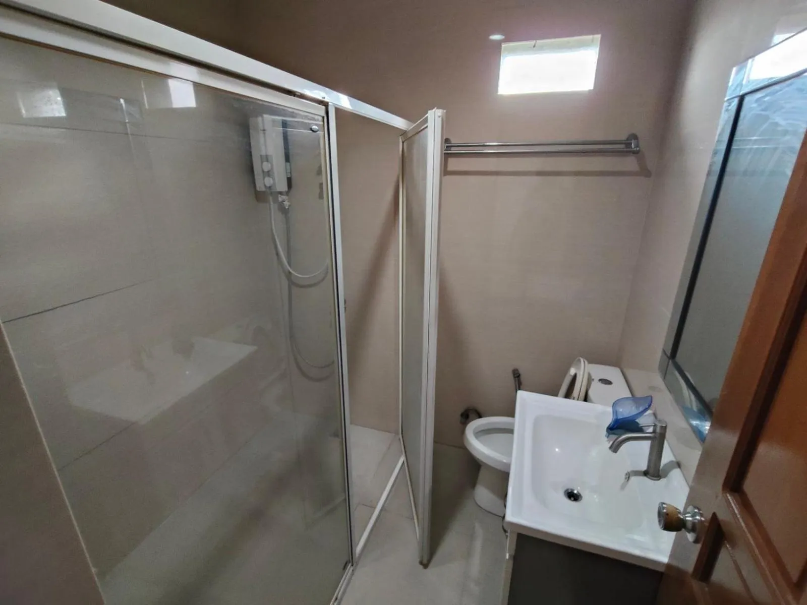 Bathroom in OYO 805 La Belladoza