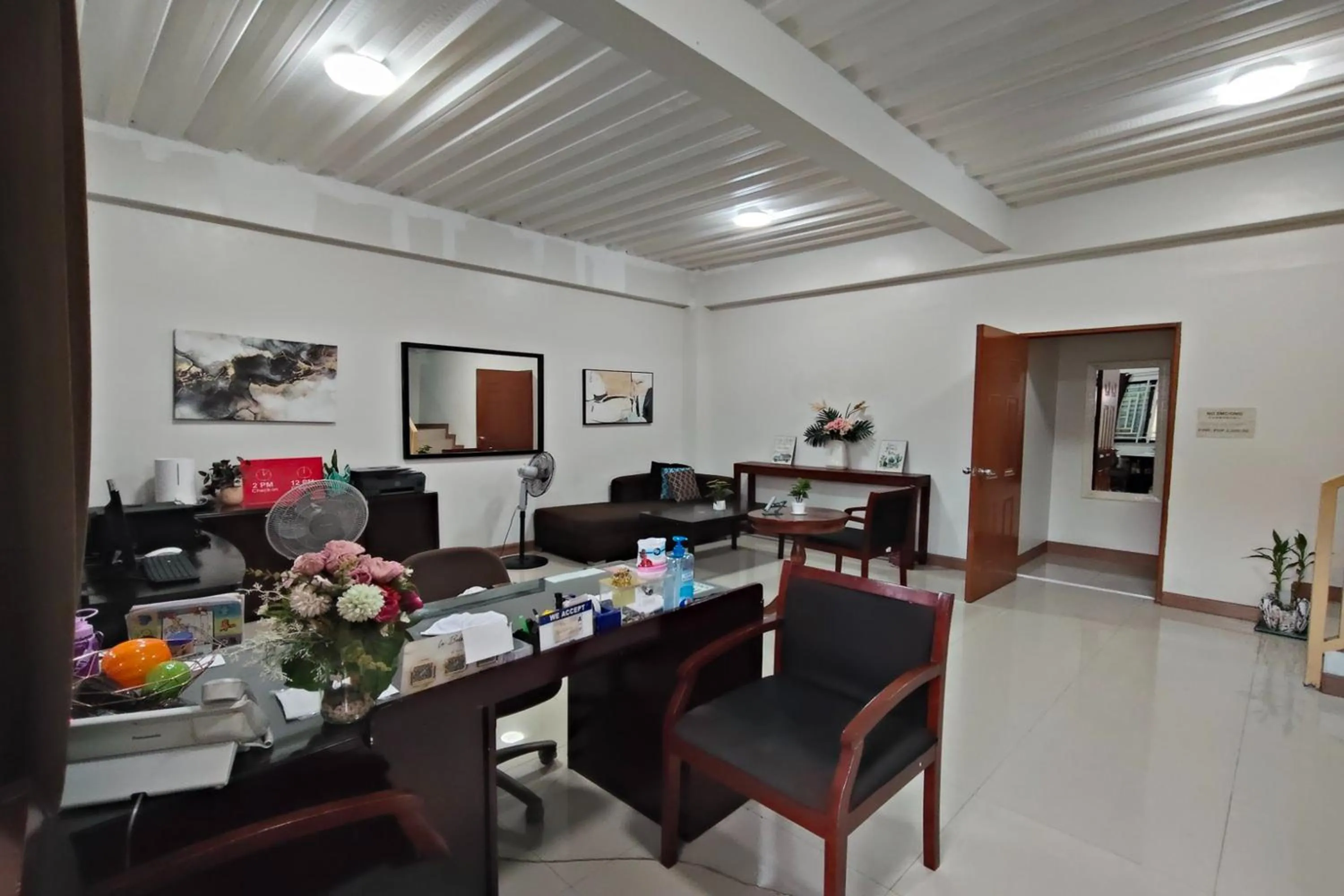 Lobby or reception in OYO 805 La Belladoza