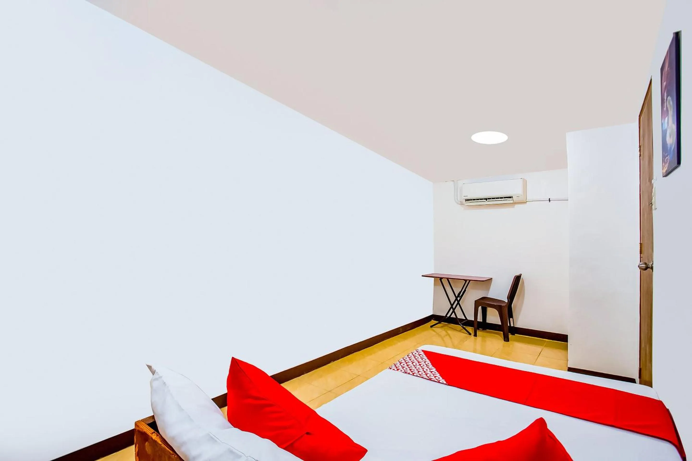 Bedroom in Mye Tourist Inn