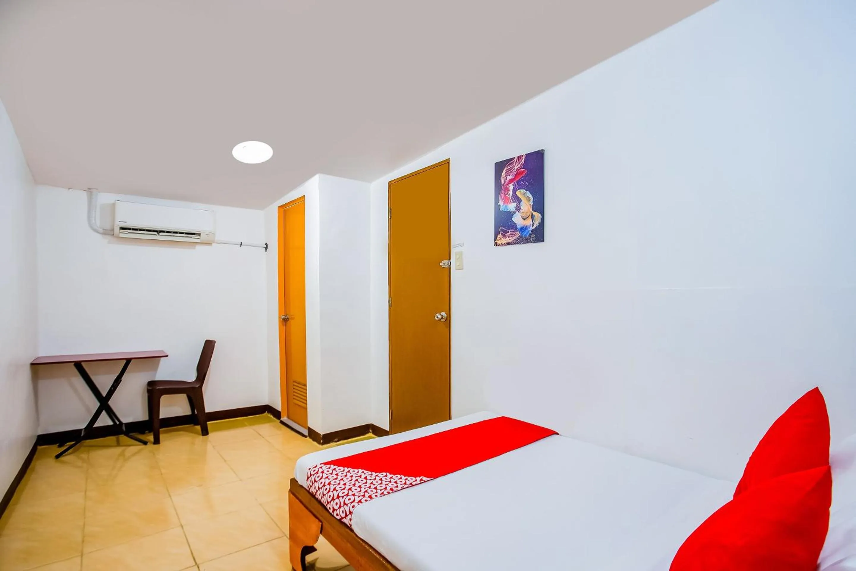 Bedroom in Mye Tourist Inn