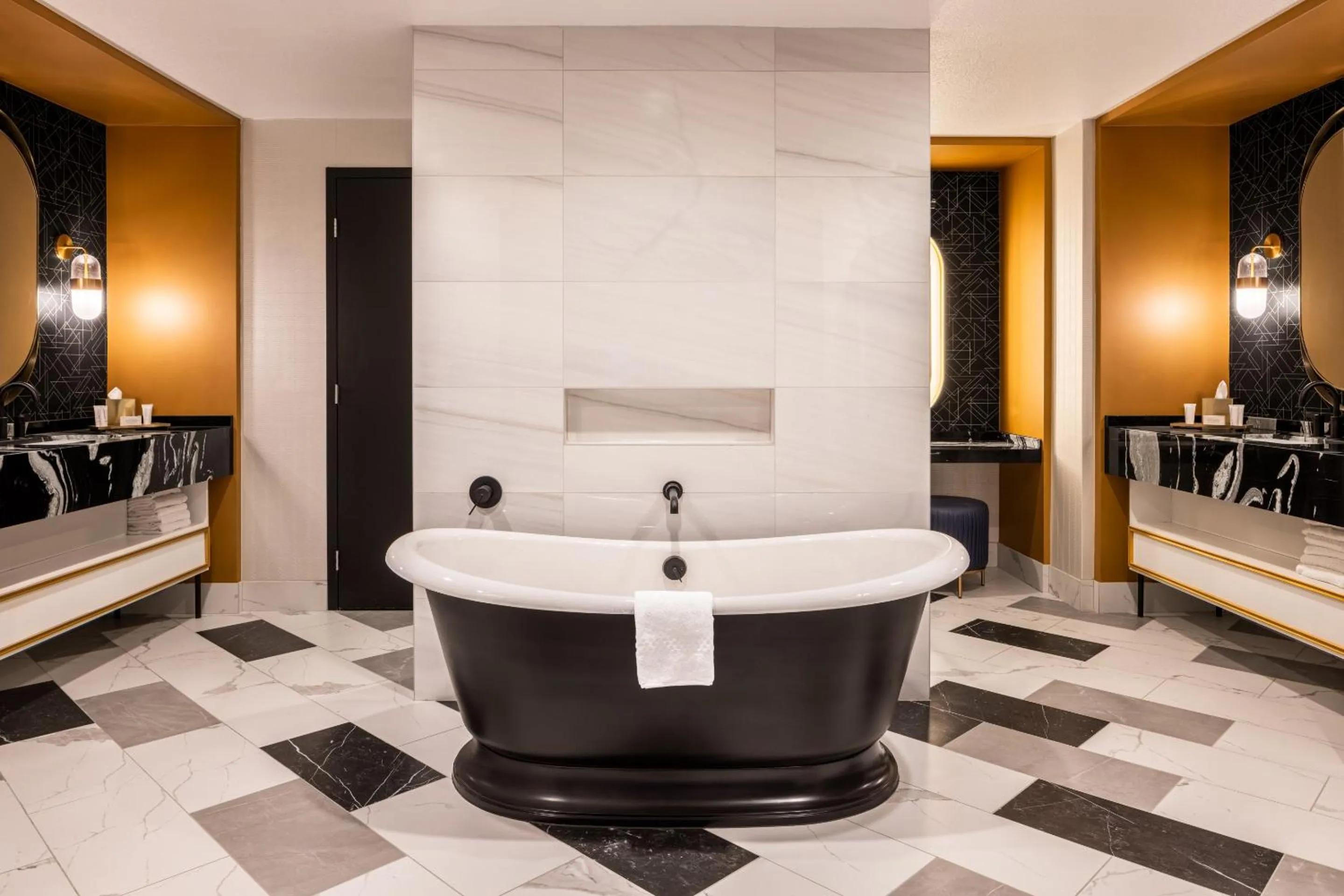 Bath in Paris Las Vegas Hotel & Casino