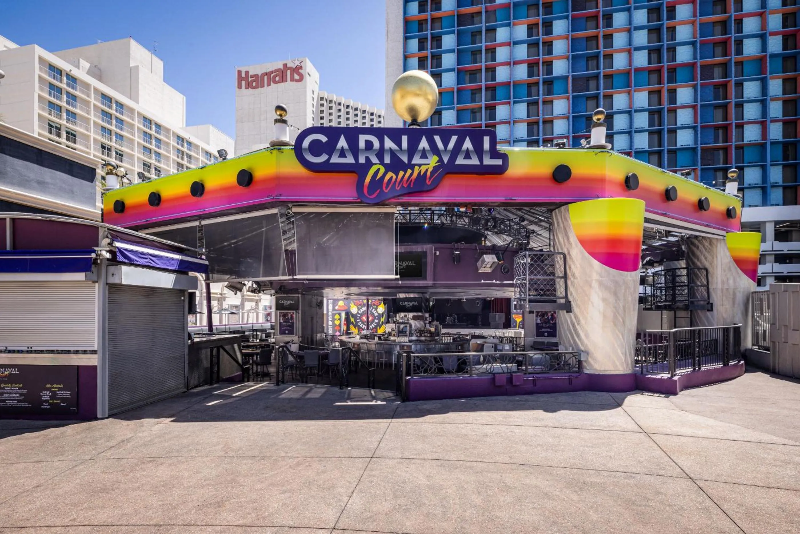 Lounge or bar in Harrah's Las Vegas, A Caesars Destination