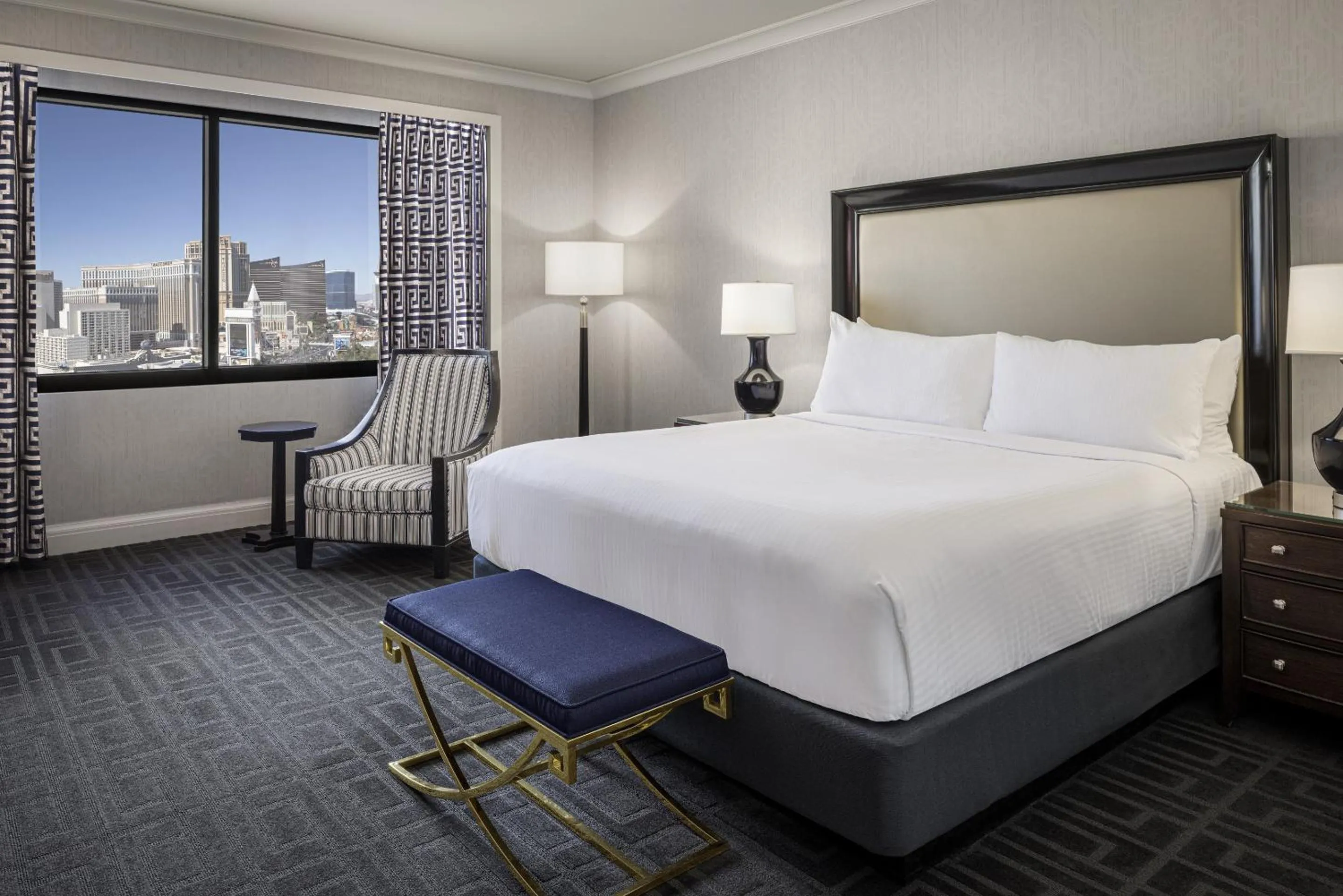 Bedroom, Bed in Caesars Palace Hotel & Casino