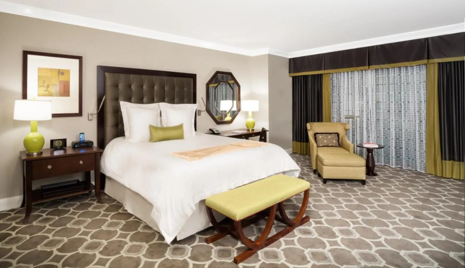 Bedroom, Bed in Caesars Palace Hotel & Casino