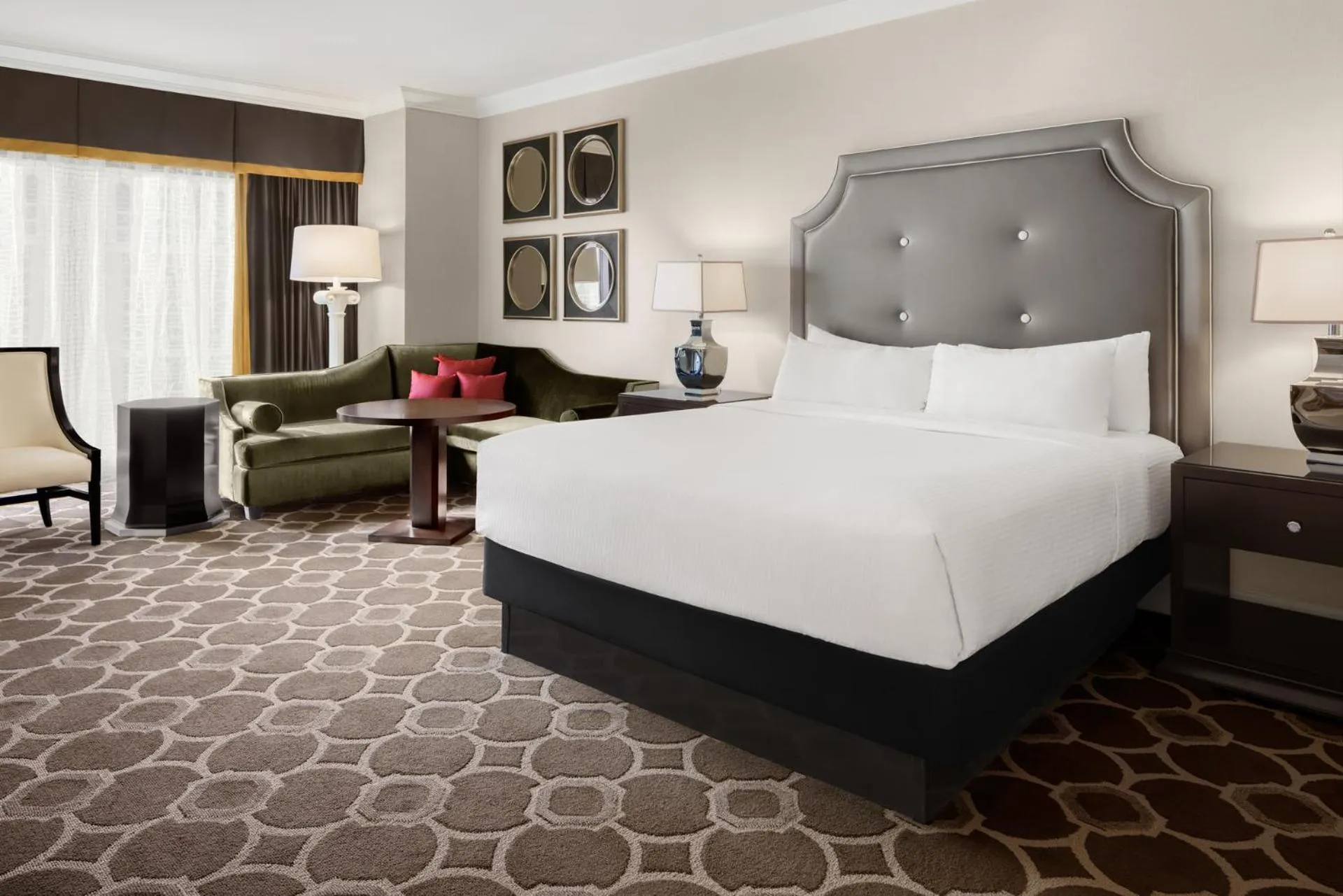 Bedroom, Bed in Caesars Palace Hotel & Casino