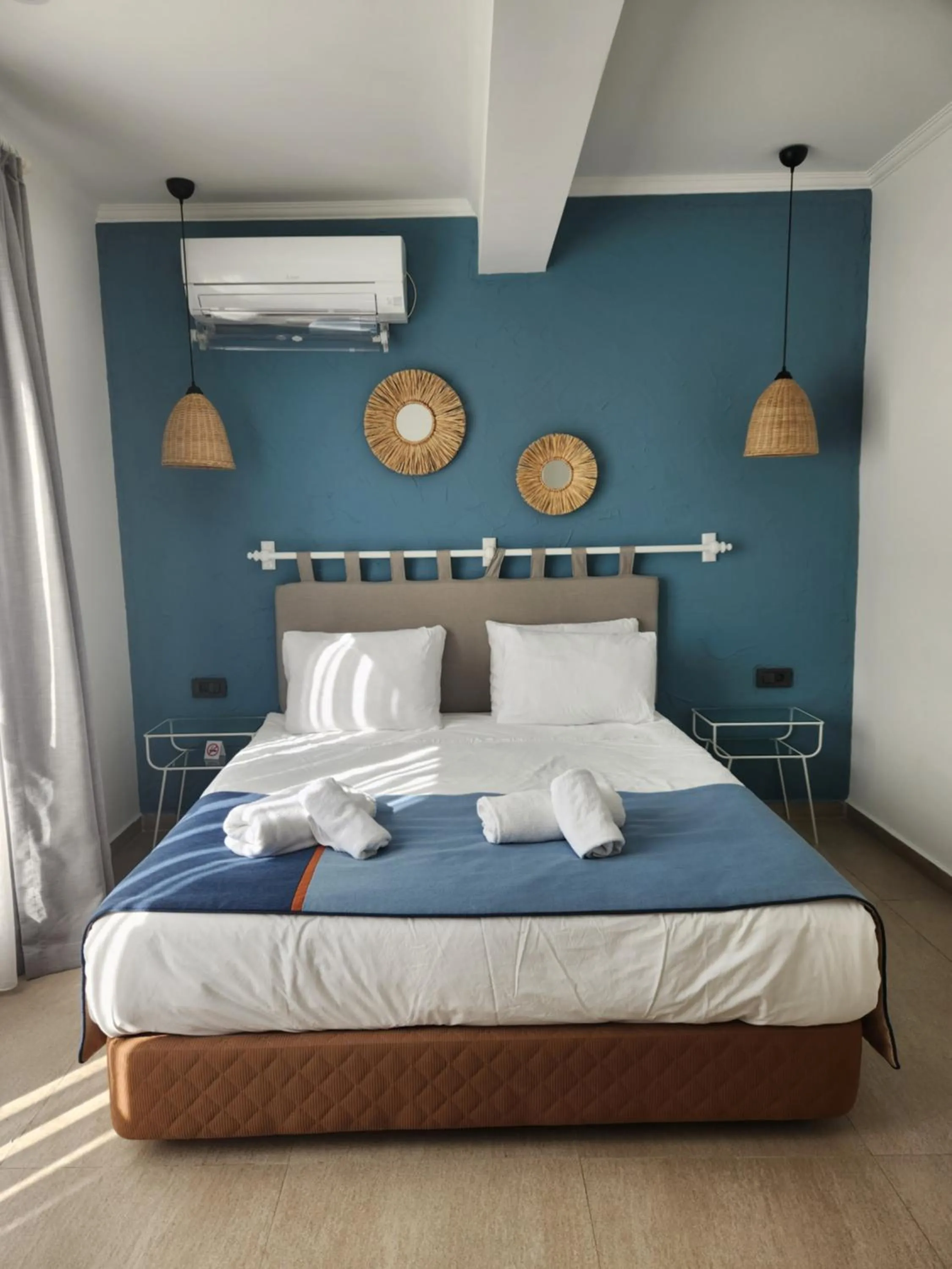 Bed in Park Hotel Rooms & Apart