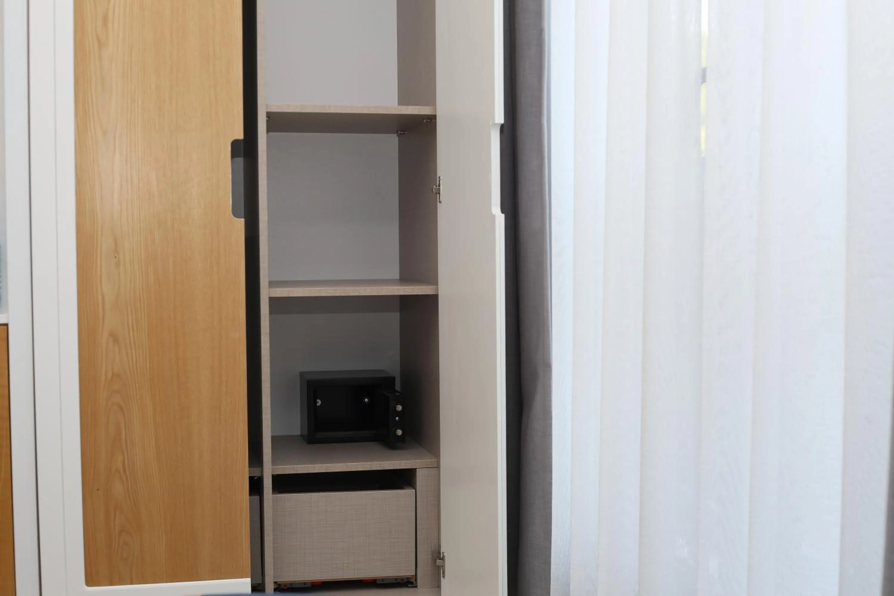 safe in Park Hotel Rooms & Apart