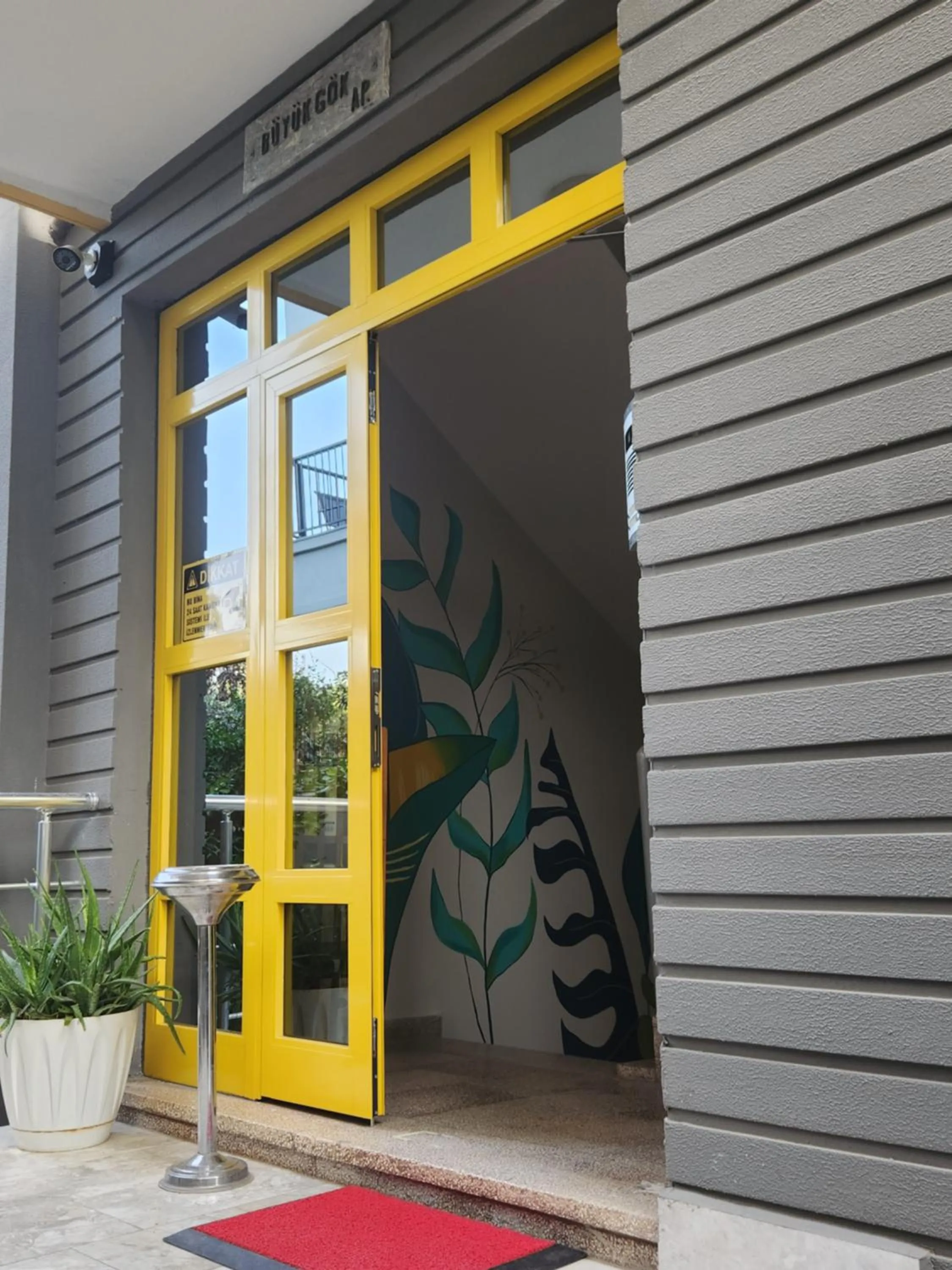 Facade/entrance in Park Hotel Rooms & Apart