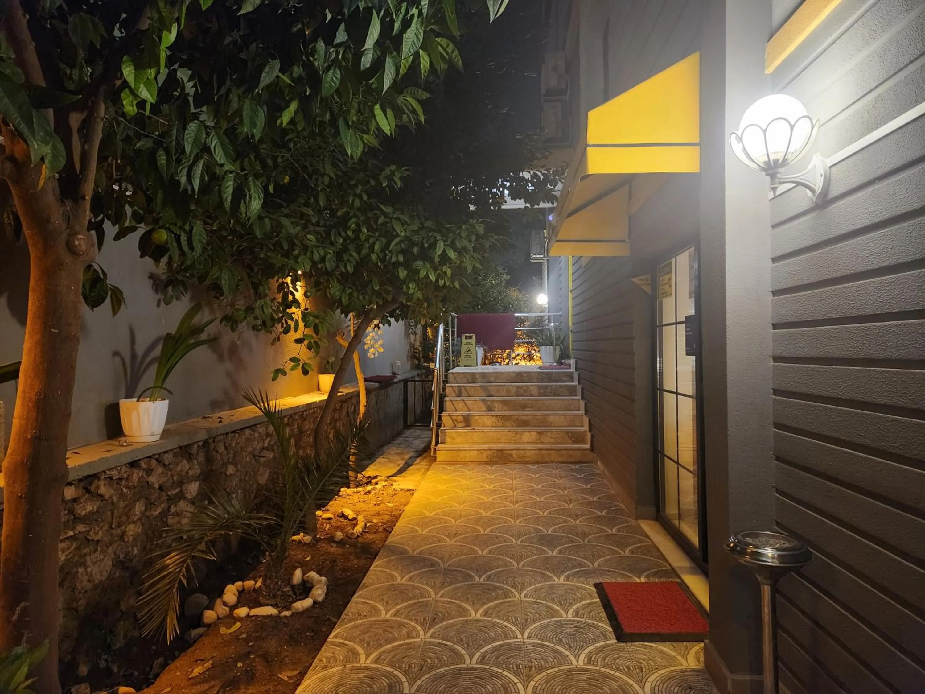 Facade/entrance in Park Hotel Rooms & Apart