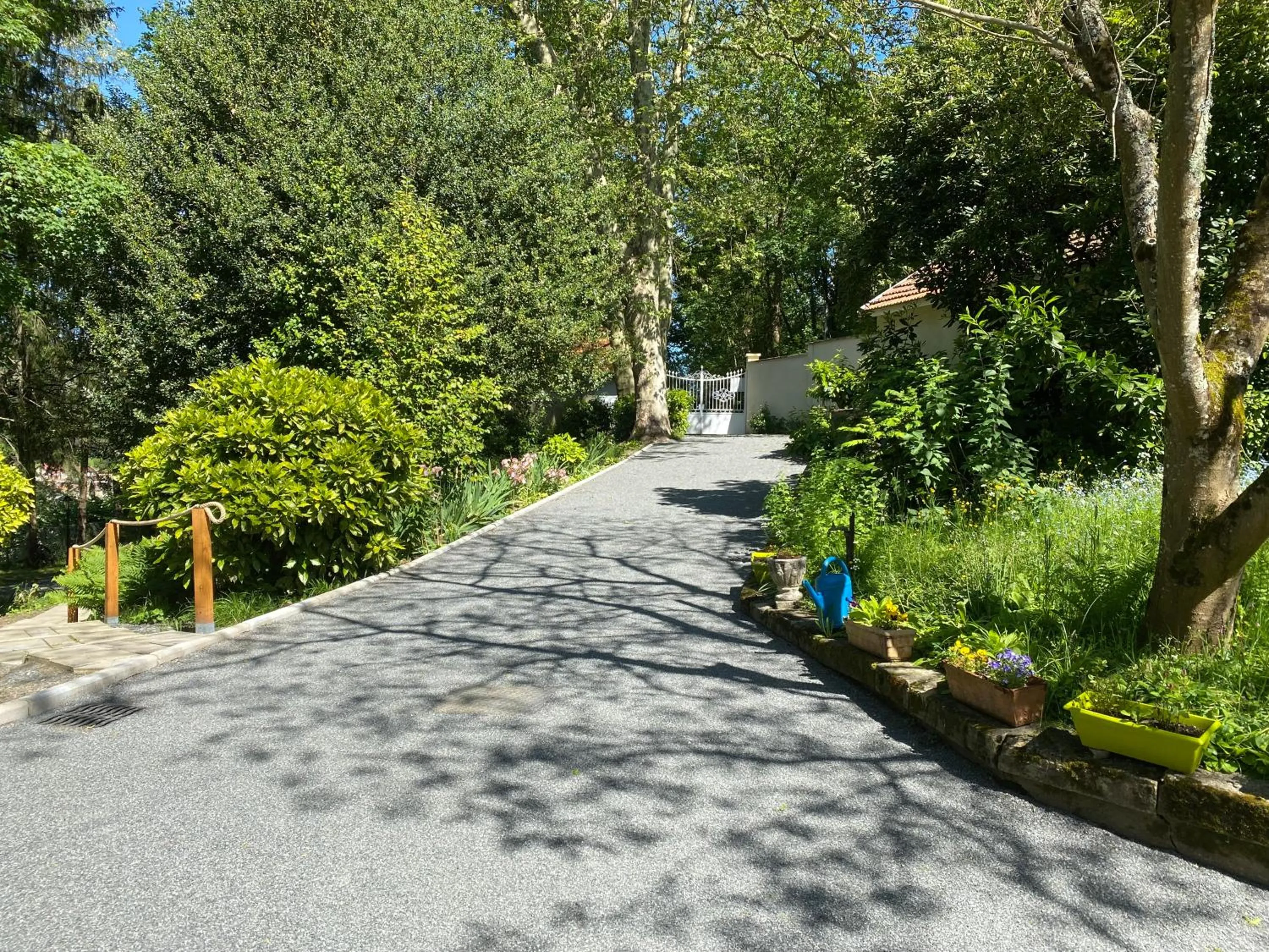 Garden view in Logis Vélès