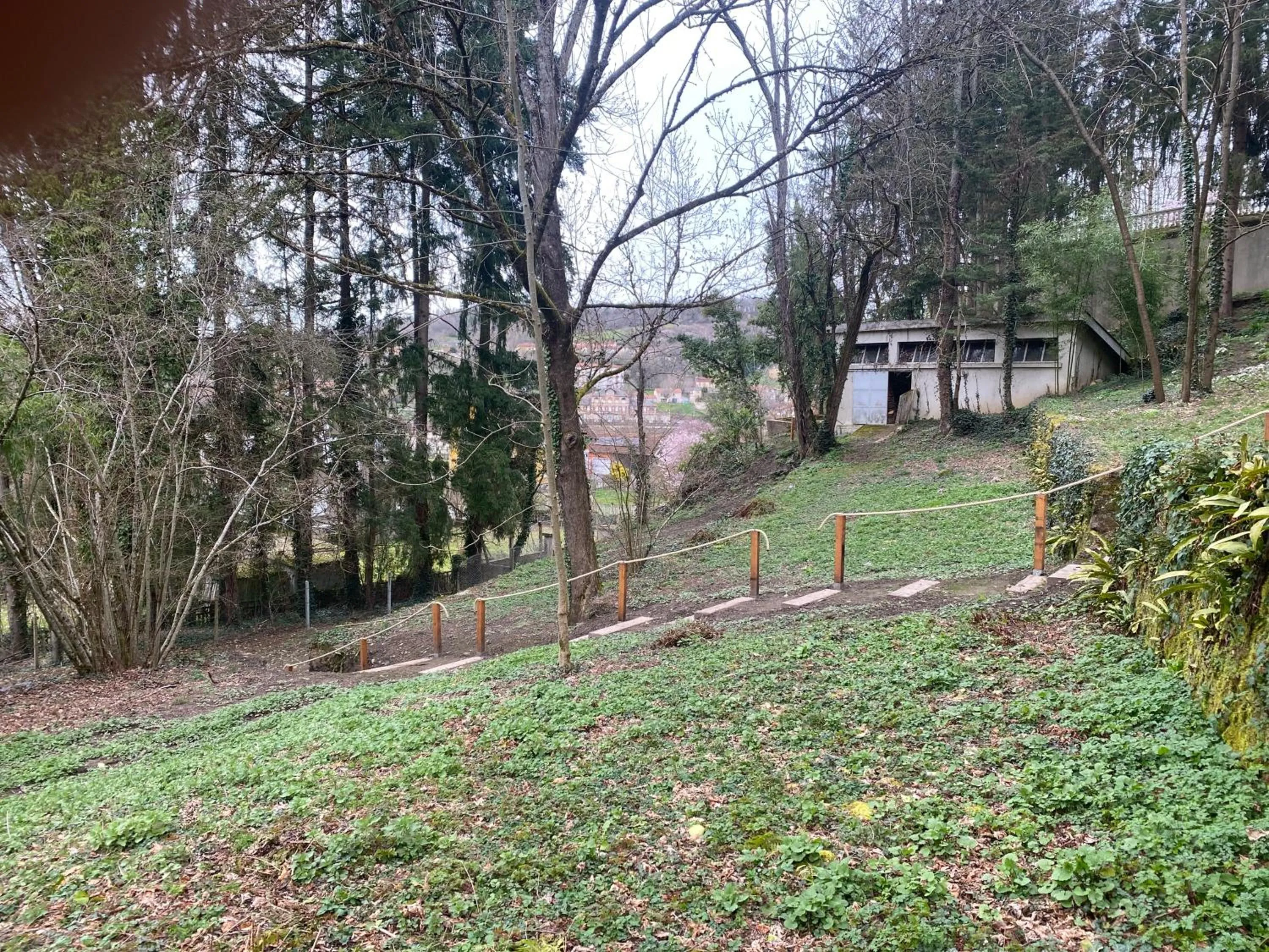 Garden view in Logis Vélès