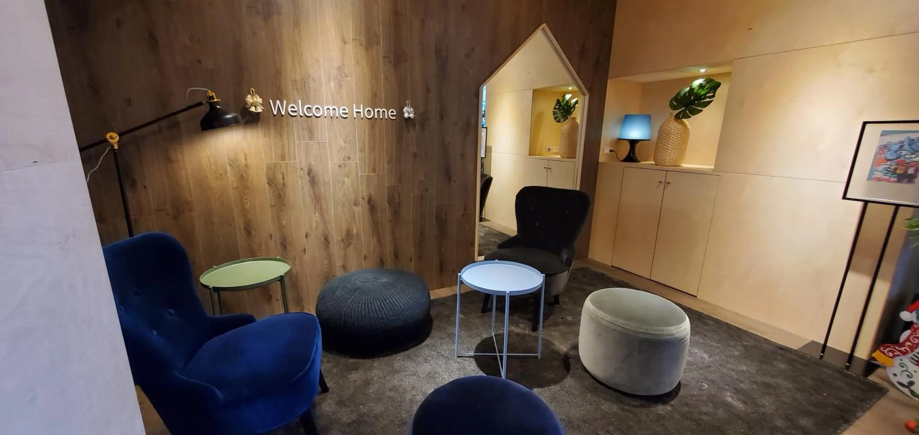 Lounge or bar in Yomi Hotel - ShuangLian MRT