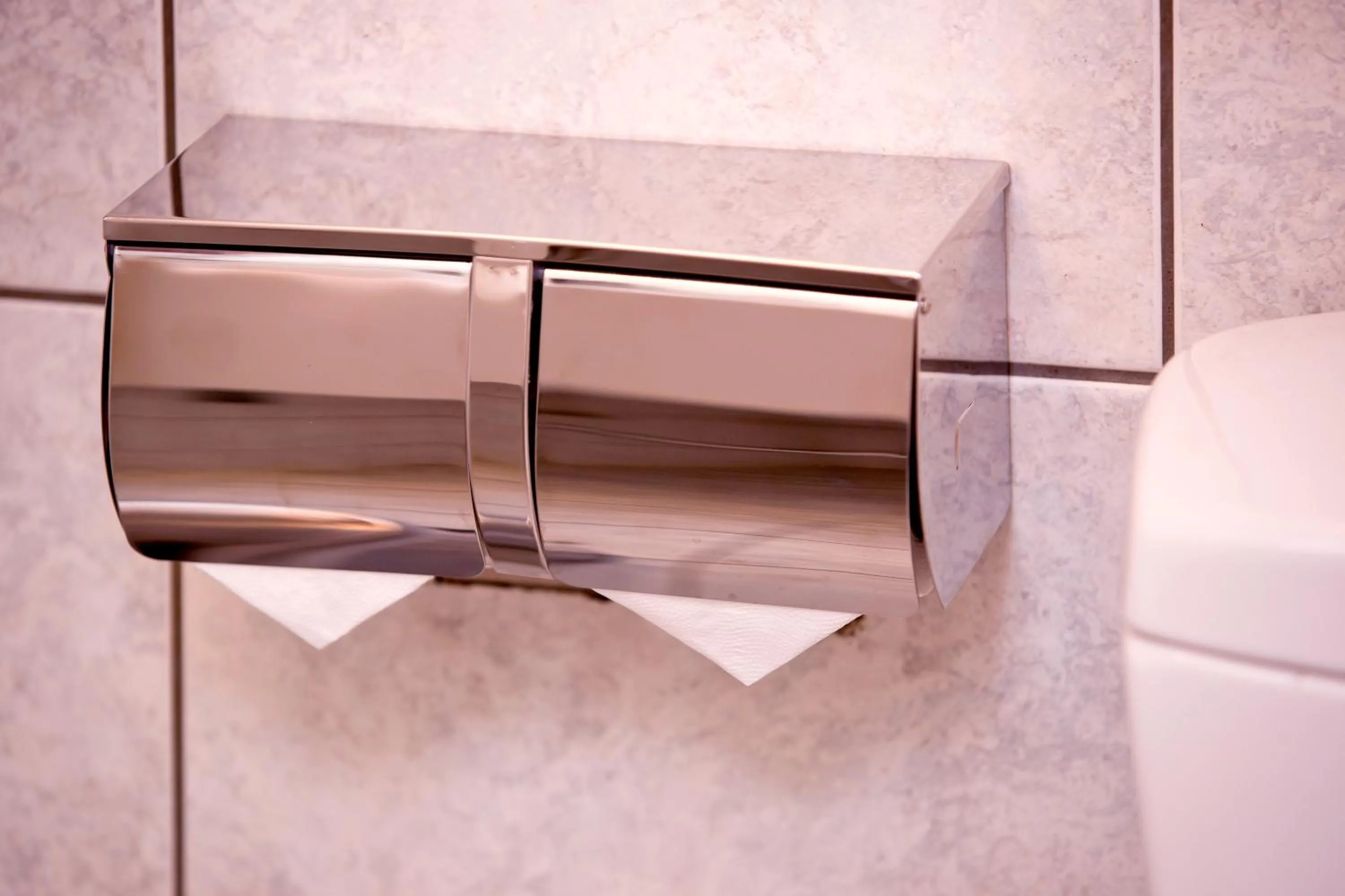 Bathroom in Yomi Hotel - ShuangLian MRT