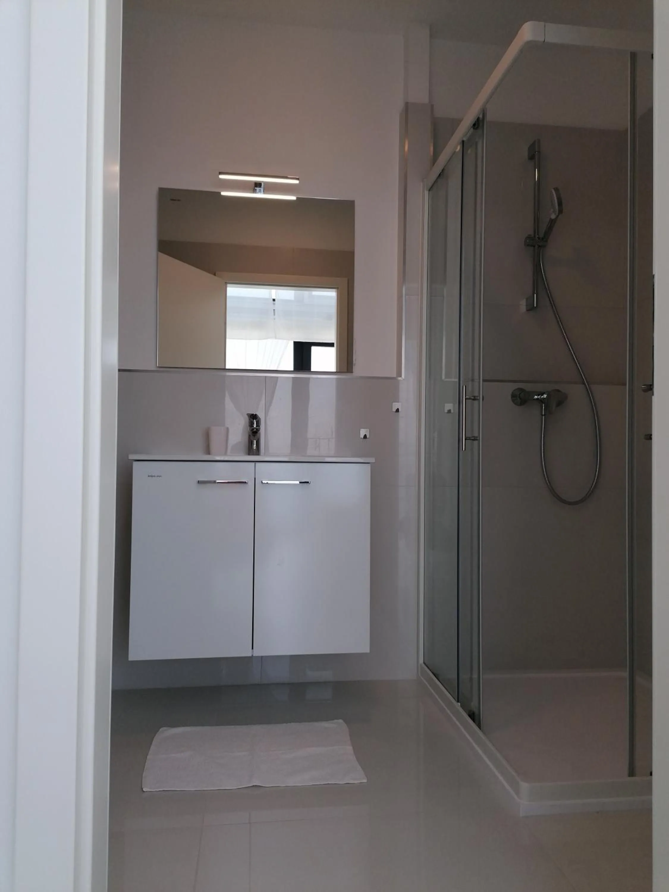 Apartment with Sea View in VILA MOLET KOPER