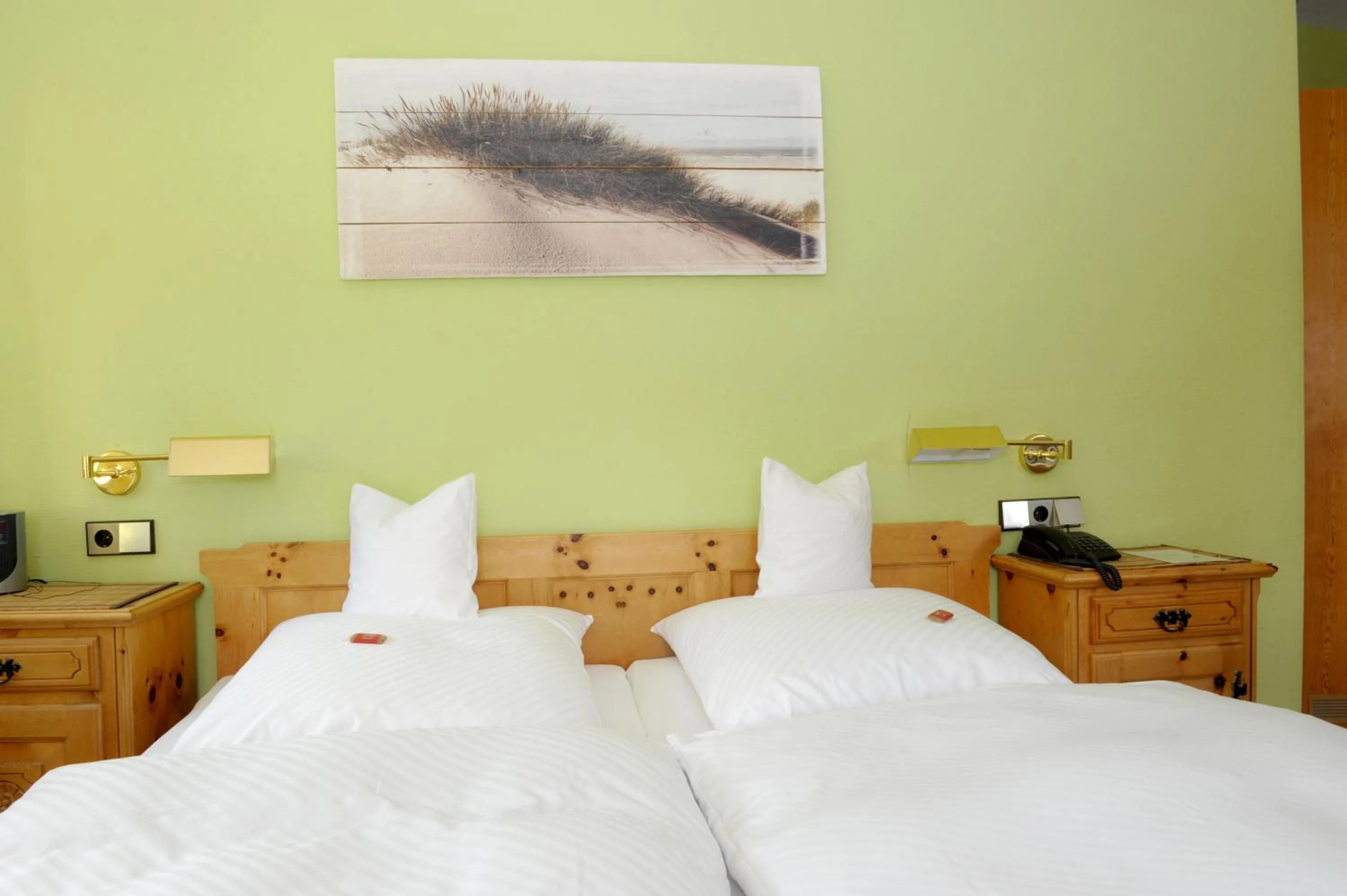 Photo of the whole room in Hotel Sarbacher