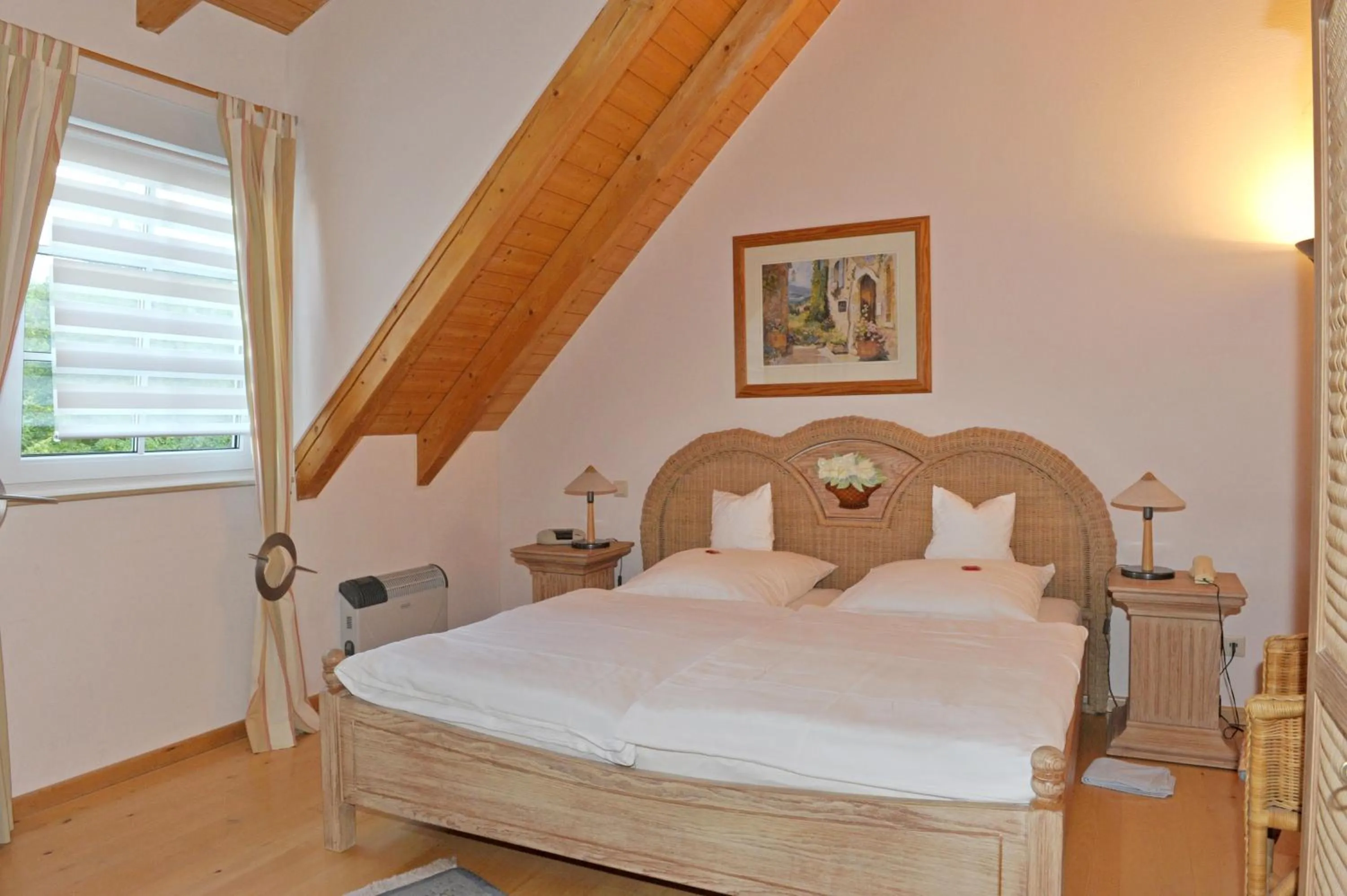 Photo of the whole room in Hotel Sarbacher