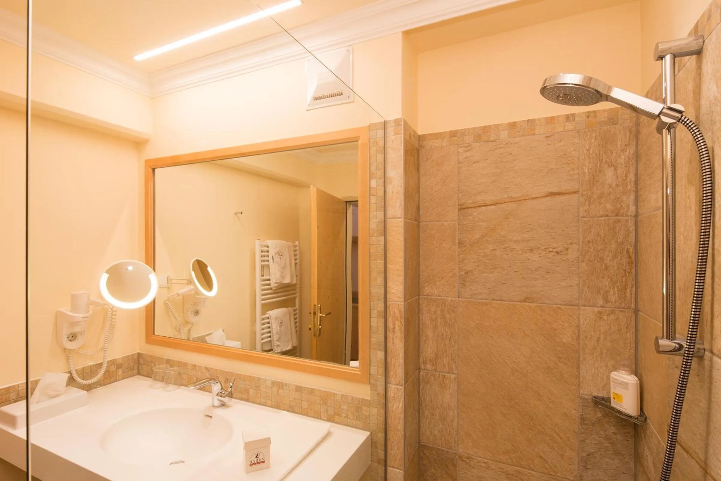 Decorative detail in Hotel Zum Schwarzen Bären