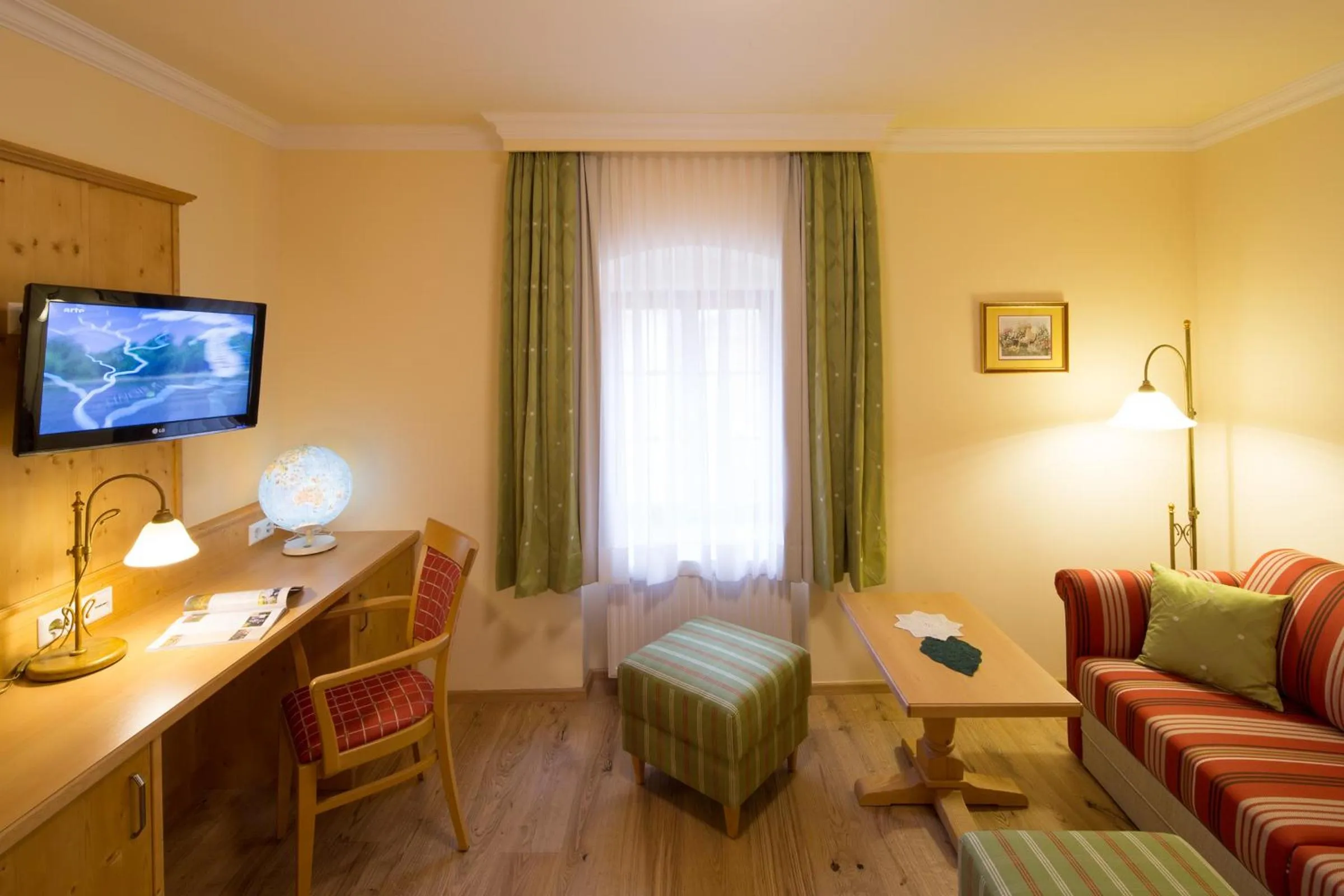 TV and multimedia in Hotel Zum Schwarzen Bären