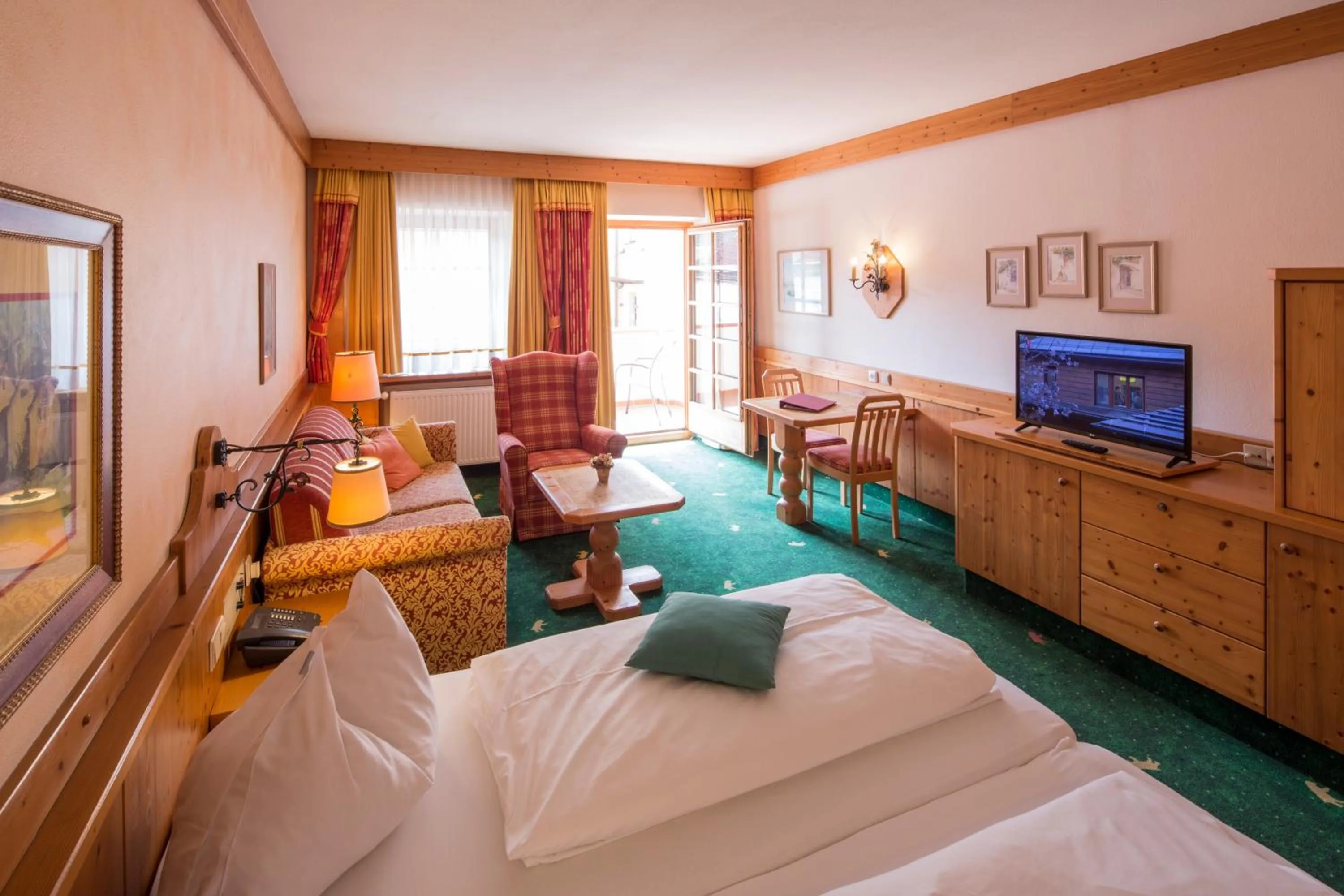 TV and multimedia, Bed in Hotel Zum Schwarzen Bären