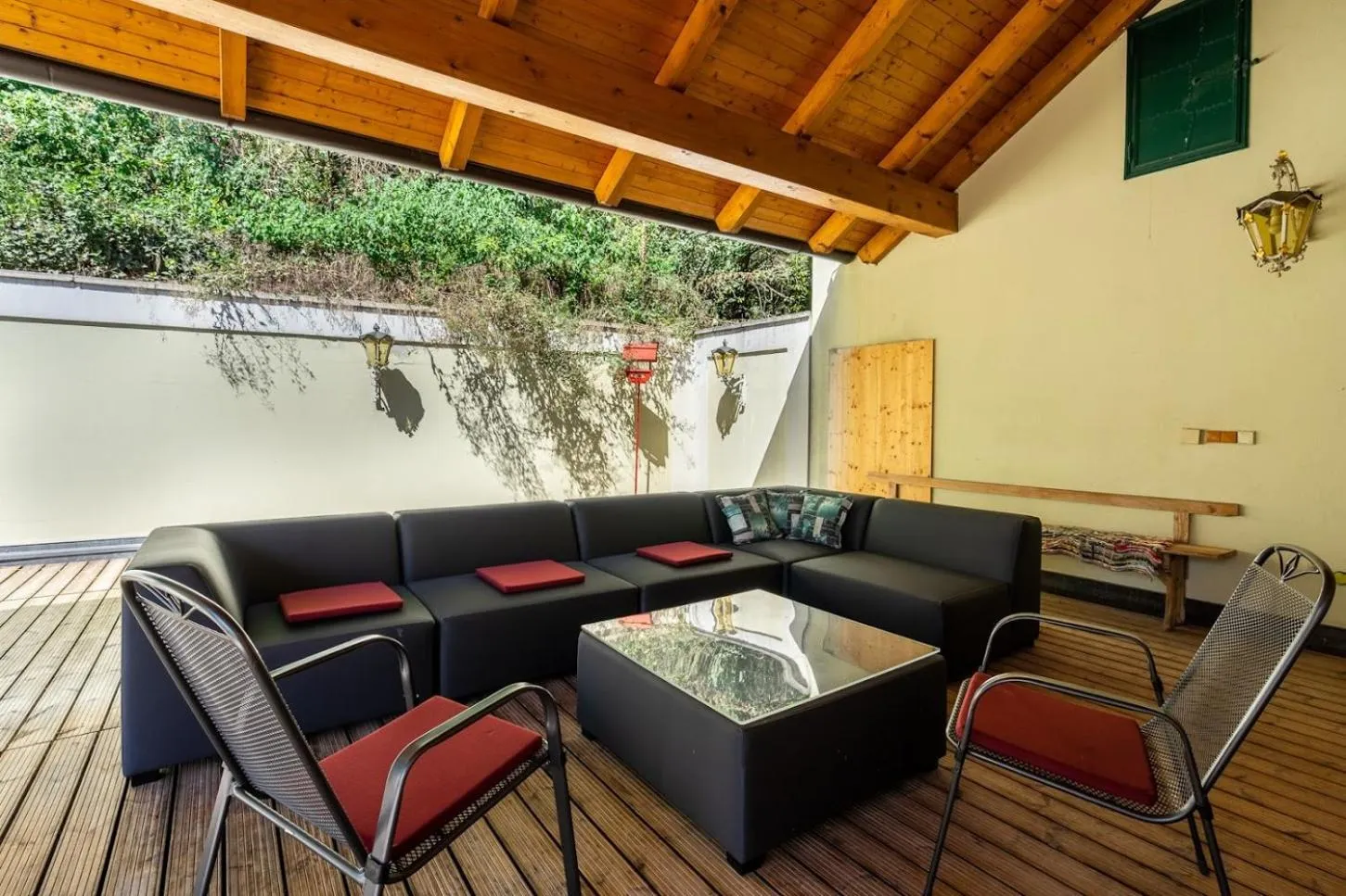 Communal lounge/ TV room in Hotel Zum Schwarzen Bären