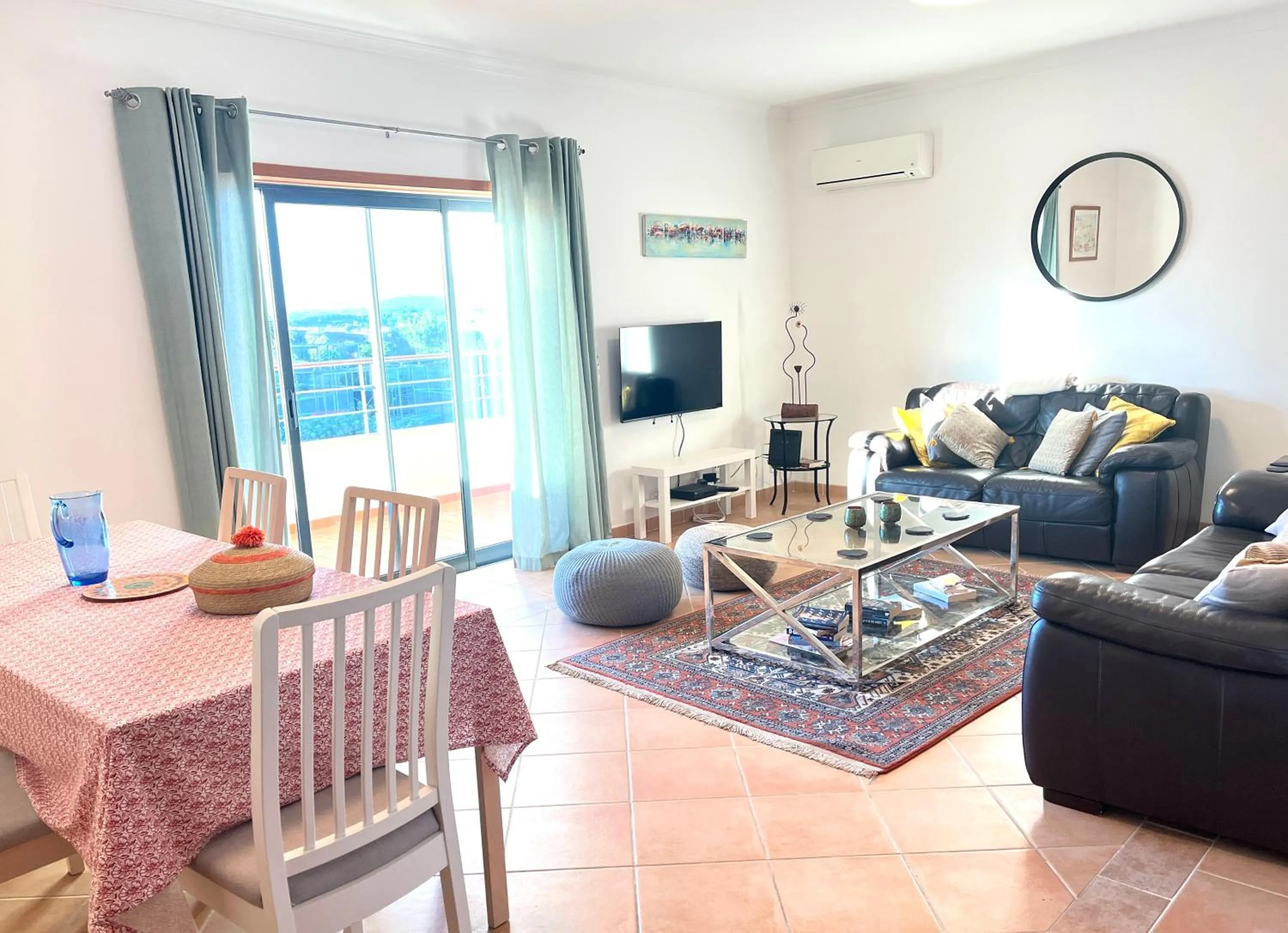 TV and multimedia in Muralha Residence