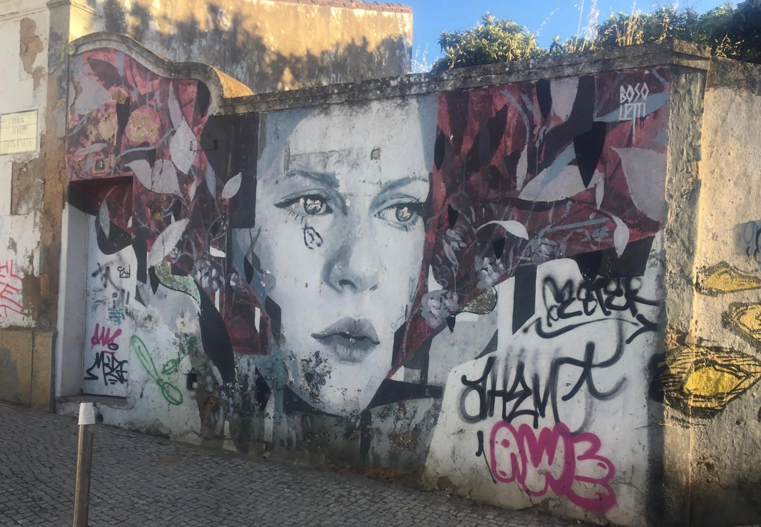 Muralha Residence