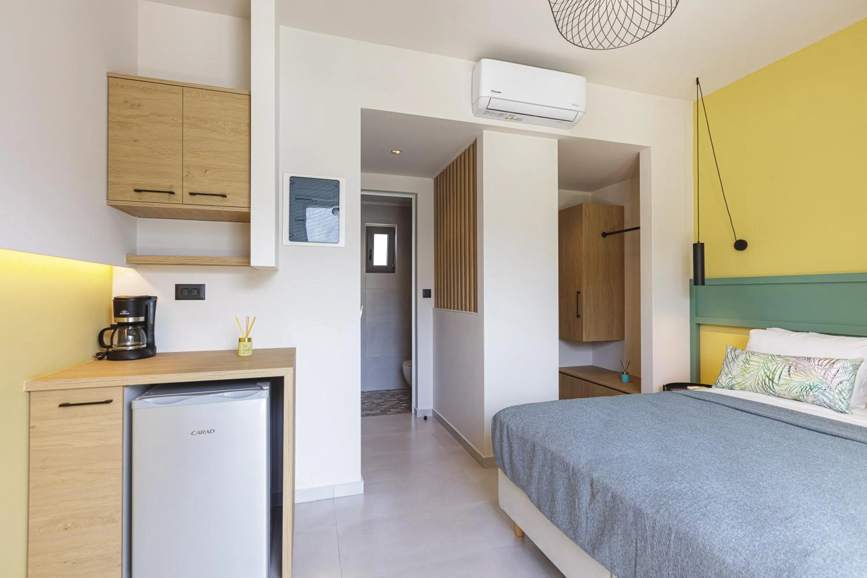 Bedroom, Bed in Mira Mare Luxury Residence