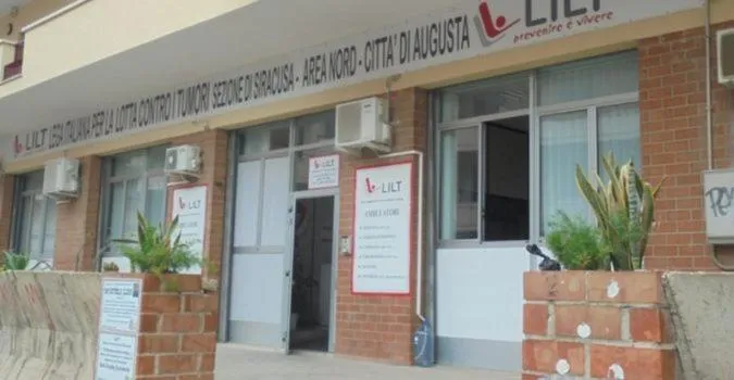 Property building in B&B Mare di Augusta La Finestra sul Porto