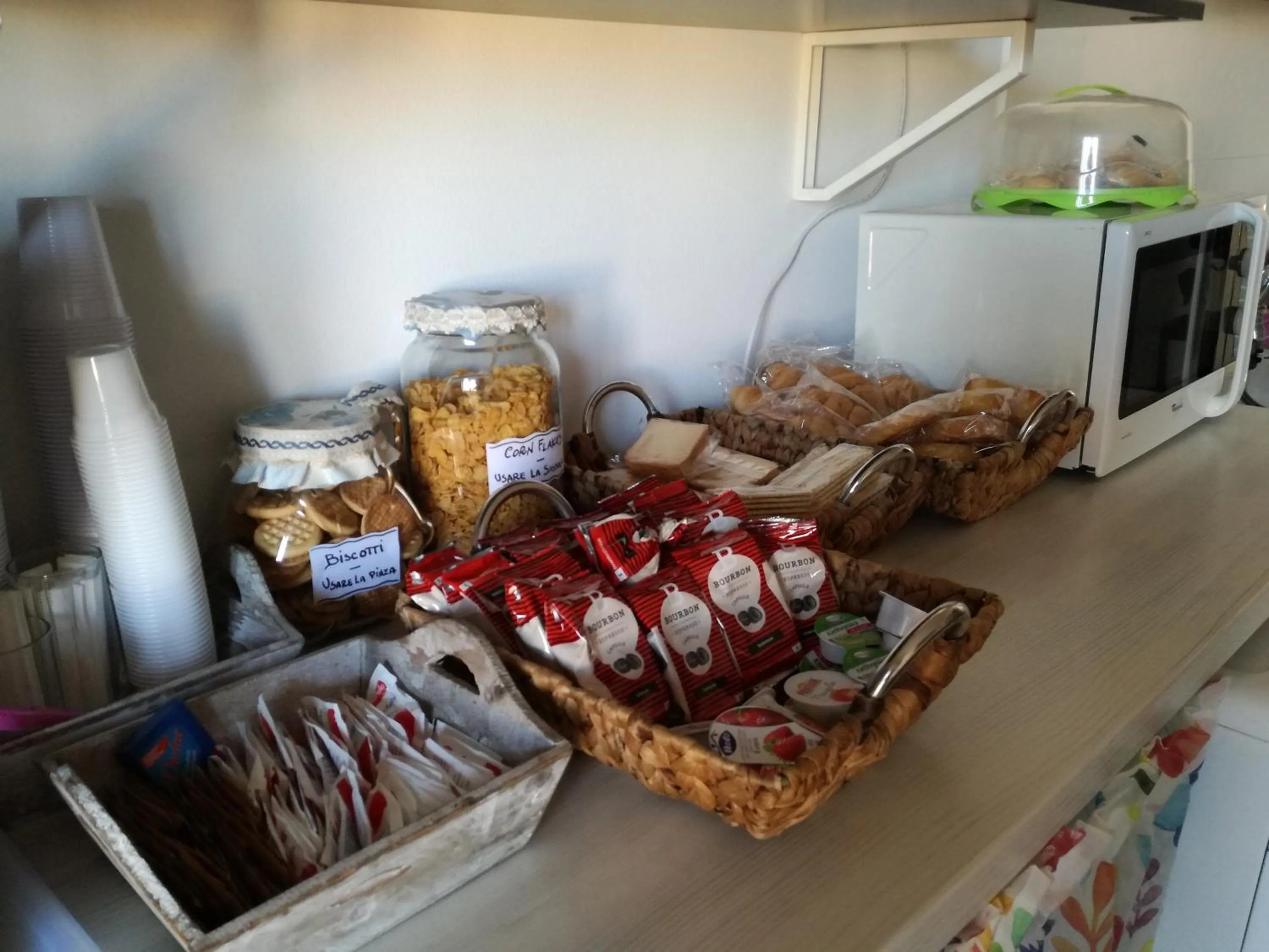 Food and drinks in B&B Mare di Augusta La Finestra sul Porto